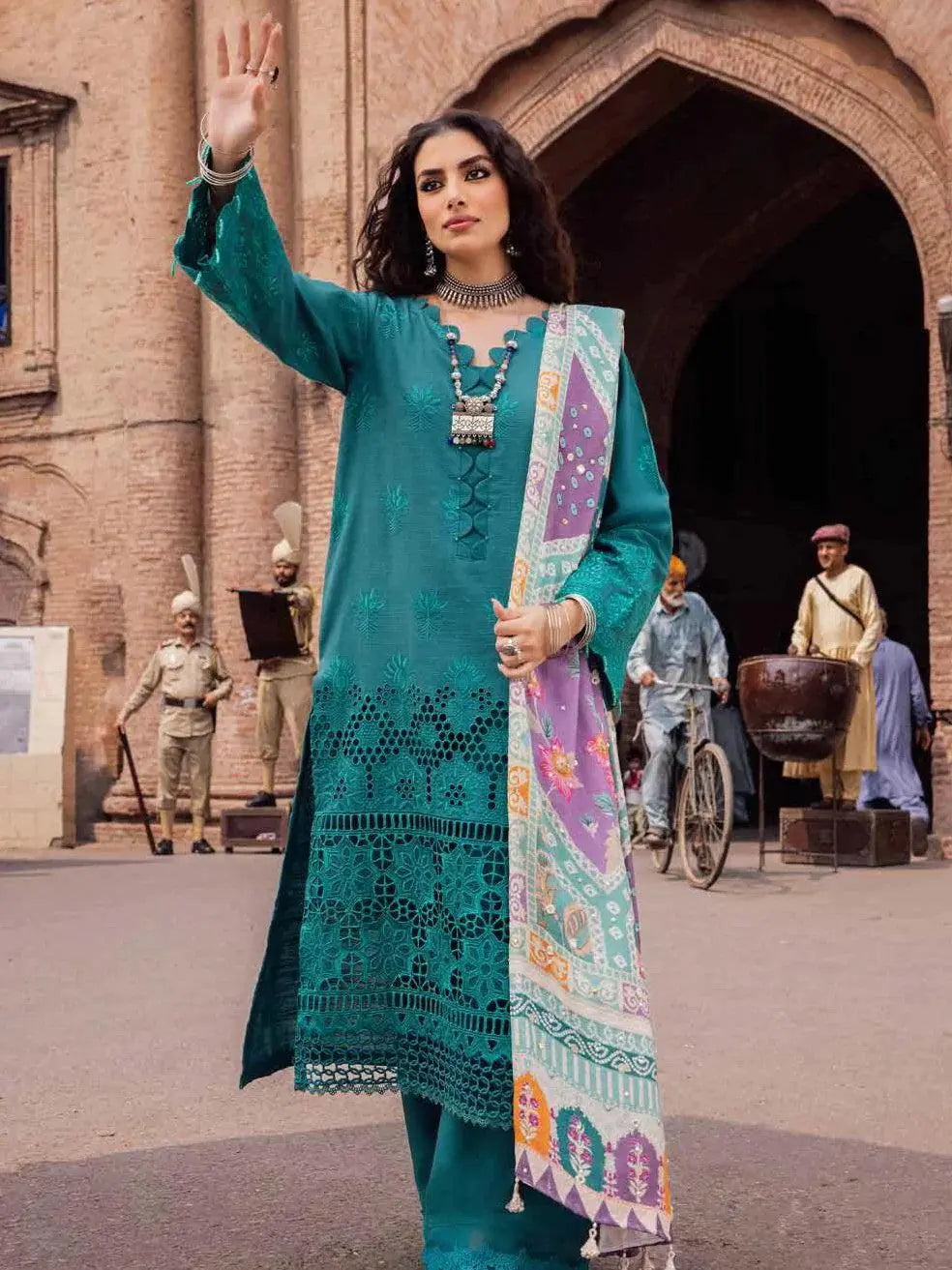 NUREH Bazaar Embroidered Chikankari Khaddar 3Pc Suit NE-51 - House Of Hania