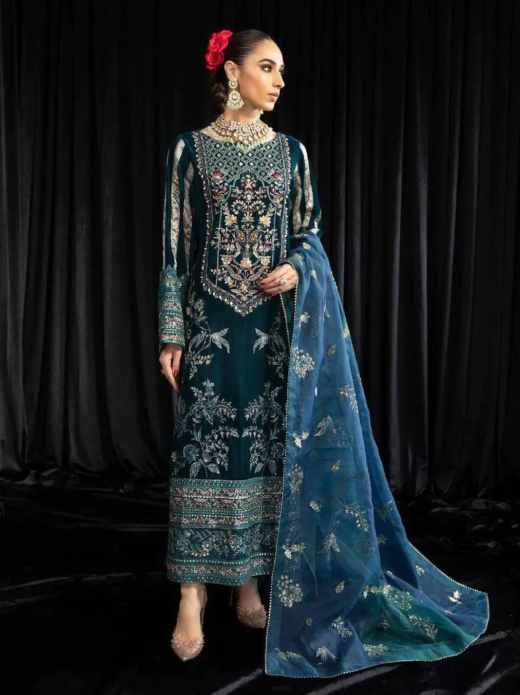 NUREH Maya Embroidered Velvet 3Pc Suit NS-107 LEHAR - House Of Hania