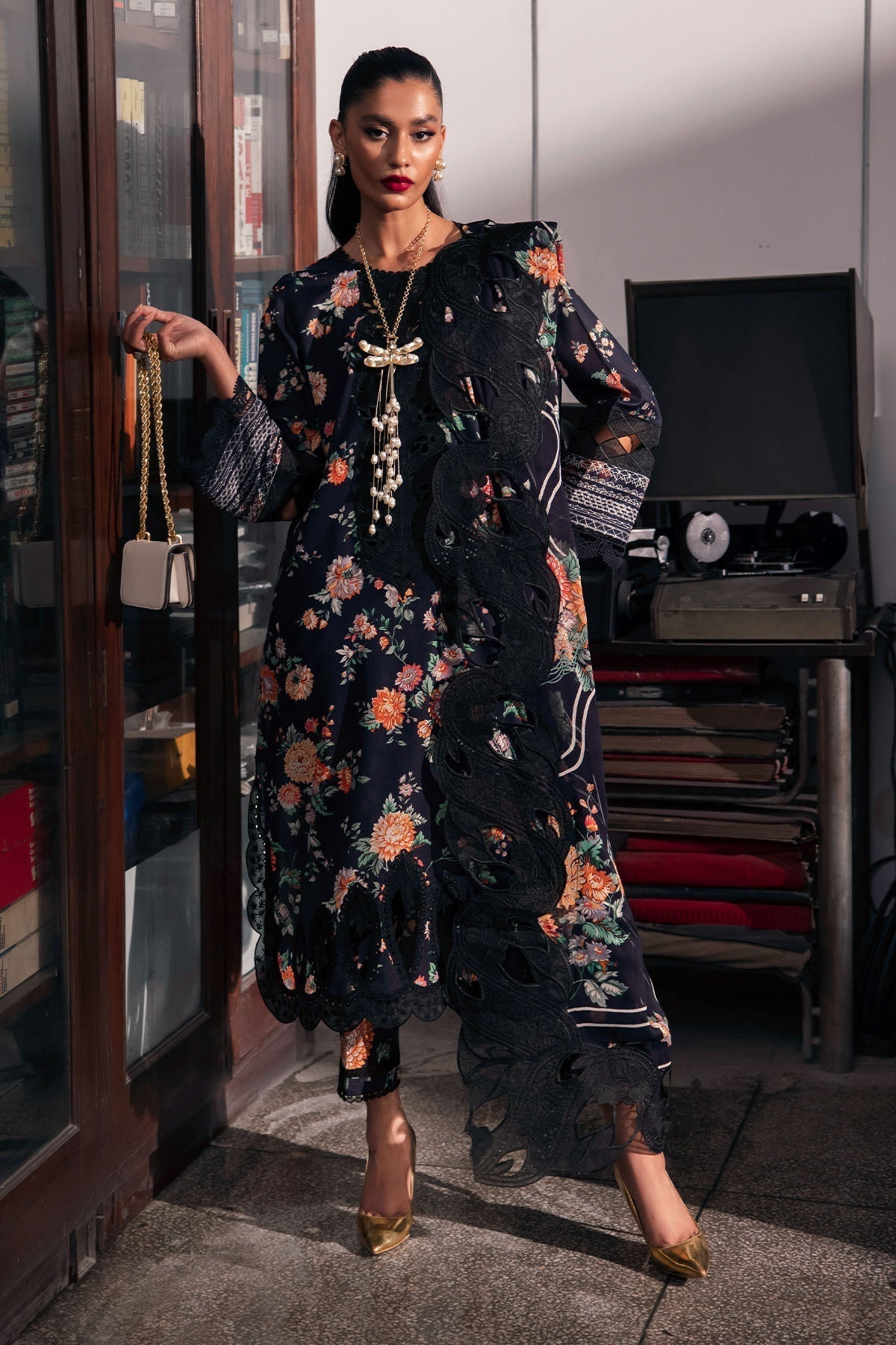 Nureh | Glam Girl Lawn | GL-18 - House Of Hania