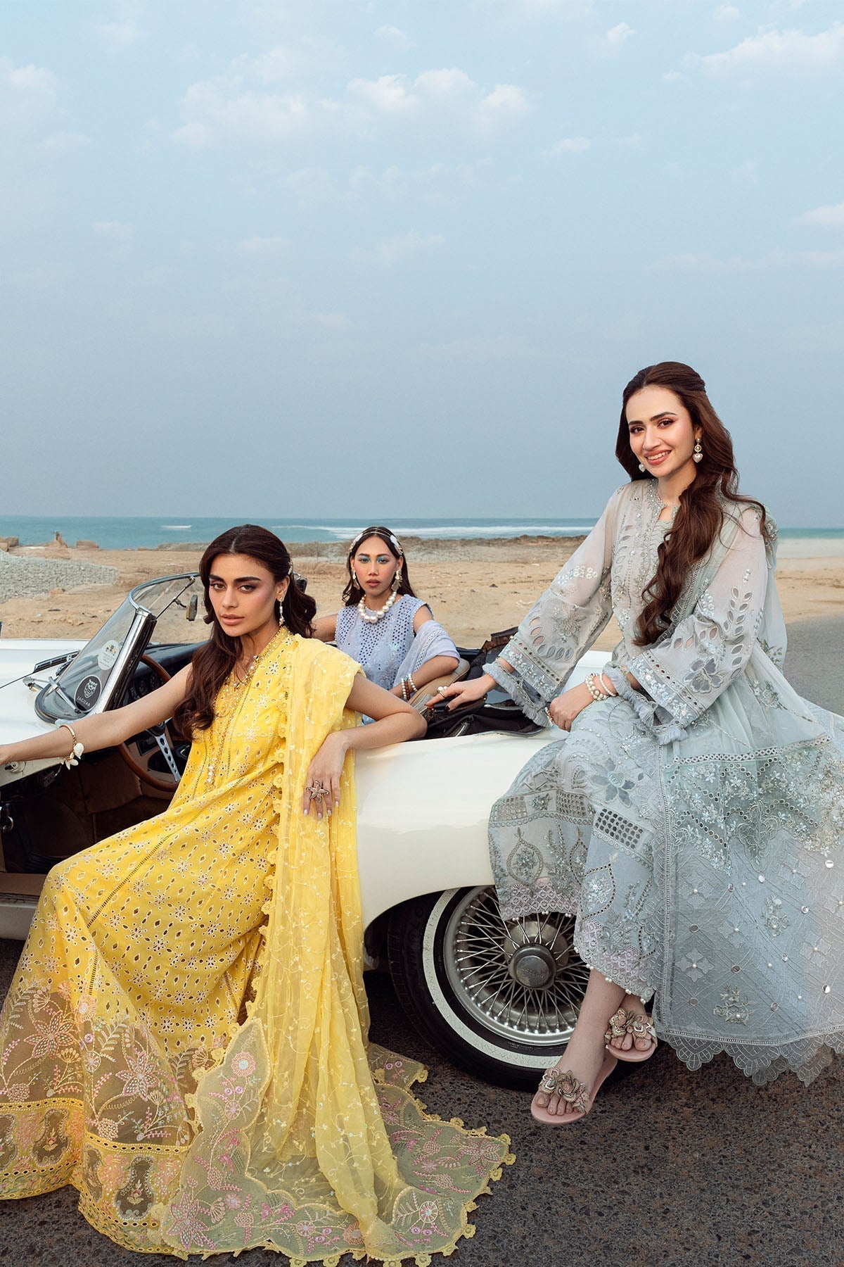 Nureh | Khuwab Luxury Lawn | NE-144 - House Of Hania