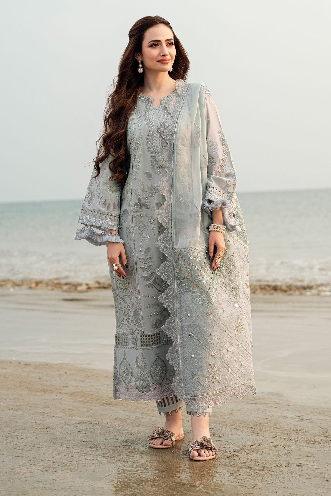 Nureh | Khuwab Luxury Lawn | NE-145 - House Of Hania