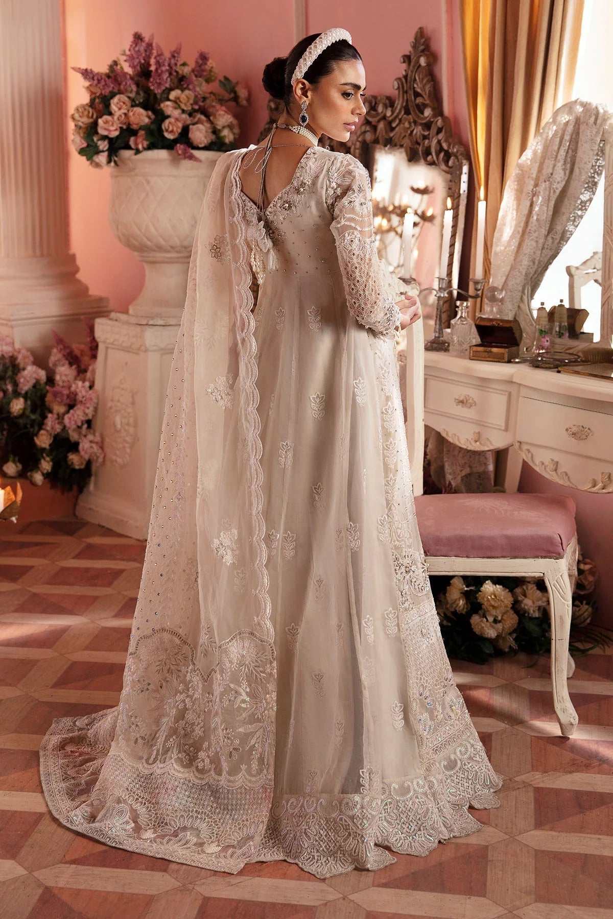 Nureh | SELINA - House Of Hania