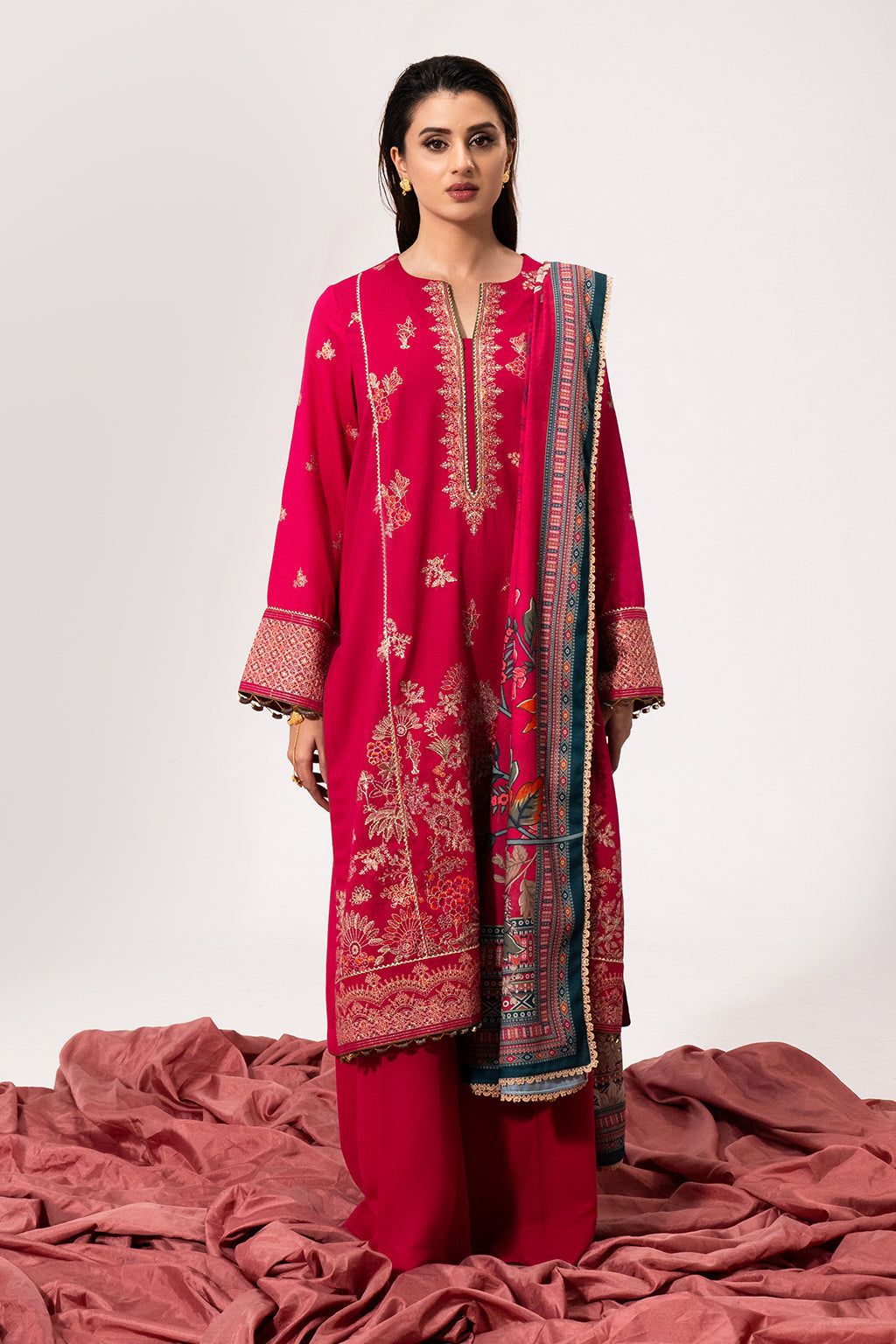 Saad Shaikh | Luminaa Winter 24 | FUCHSIA - House Of Hania