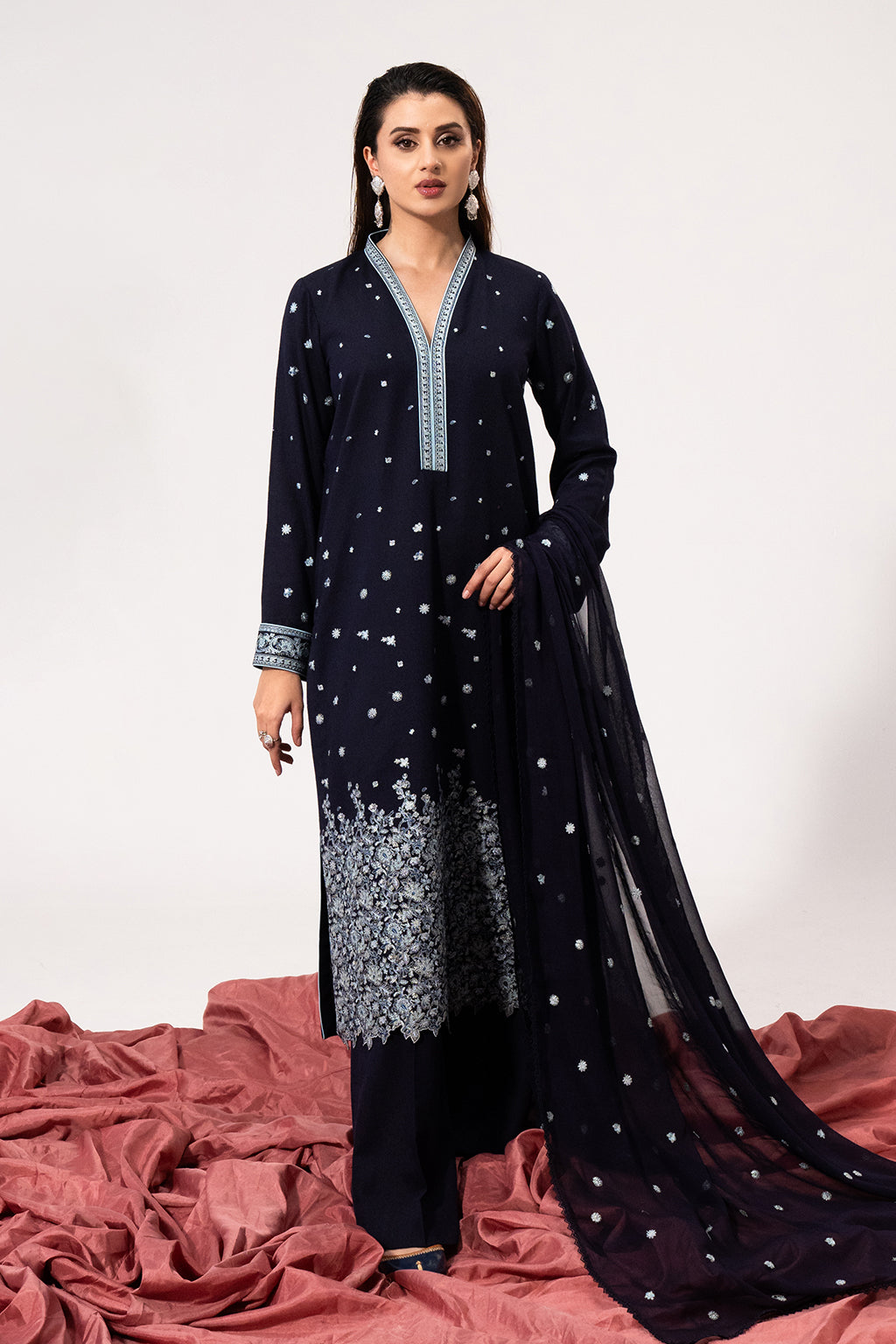 Saad Shaikh | Luminaa Winter 24 | NAUTICA - House Of Hania