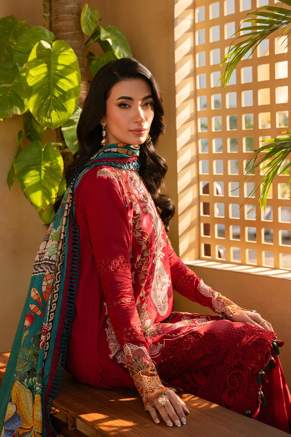 Saira Rizwan | Luxury Lawn 25 | MANON-SRL25-02 - House Of Hania