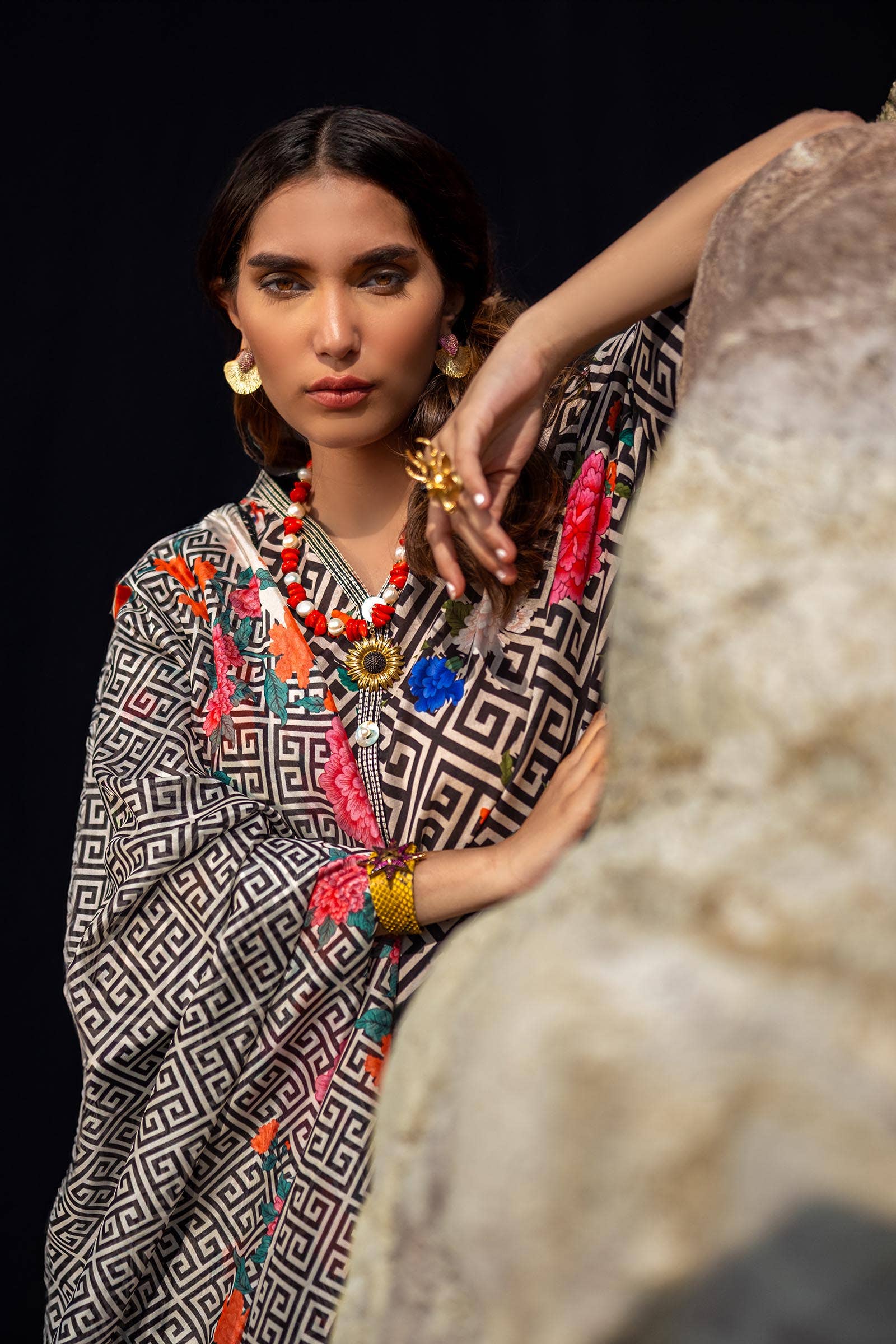 Sana Safinaz | Mahay Spring 24 | H241-013A-2BK - House Of Hania