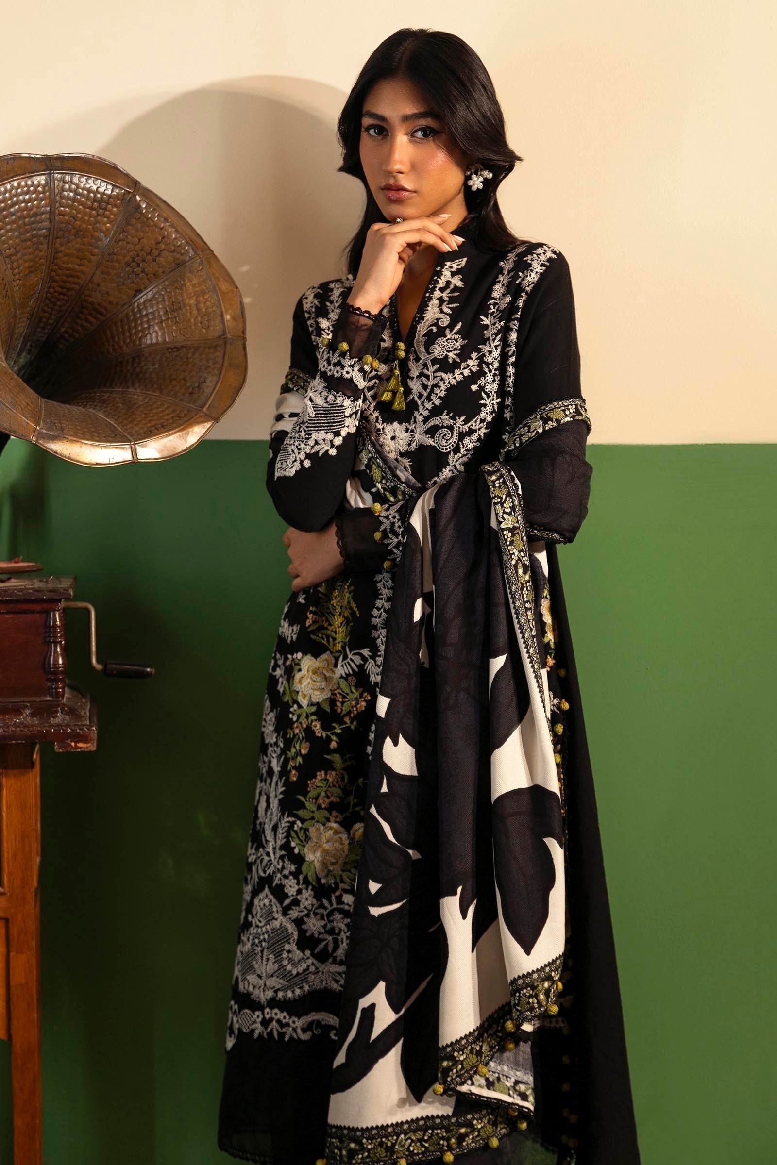 Sana Safinaz | Muzlin Winter 2024 |  M243-012B-3AP - House Of Hania