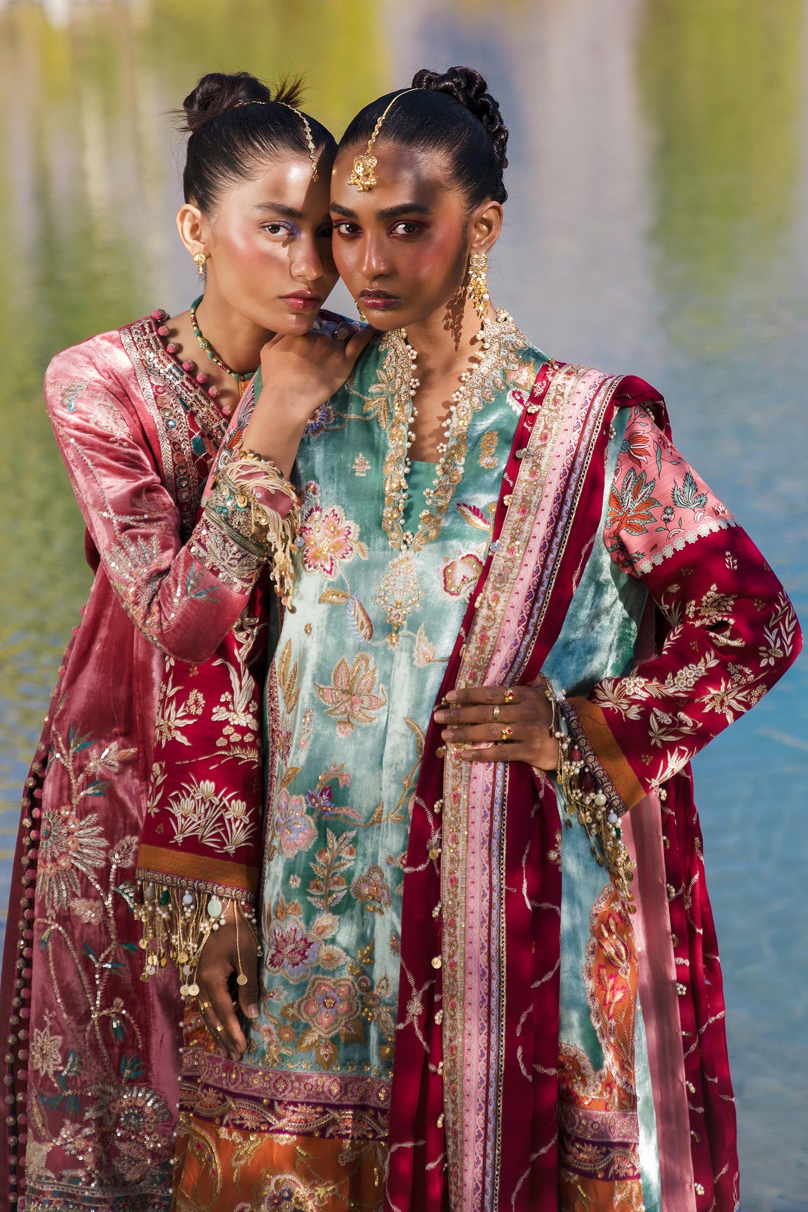 Sana Safinaz | Winter Shawl 24 | Velvet V241-006-3CP - House Of Hania