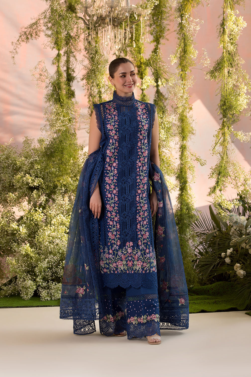 Sobia Nazir | Luxury Lawn 25 | 4A - House Of Hania