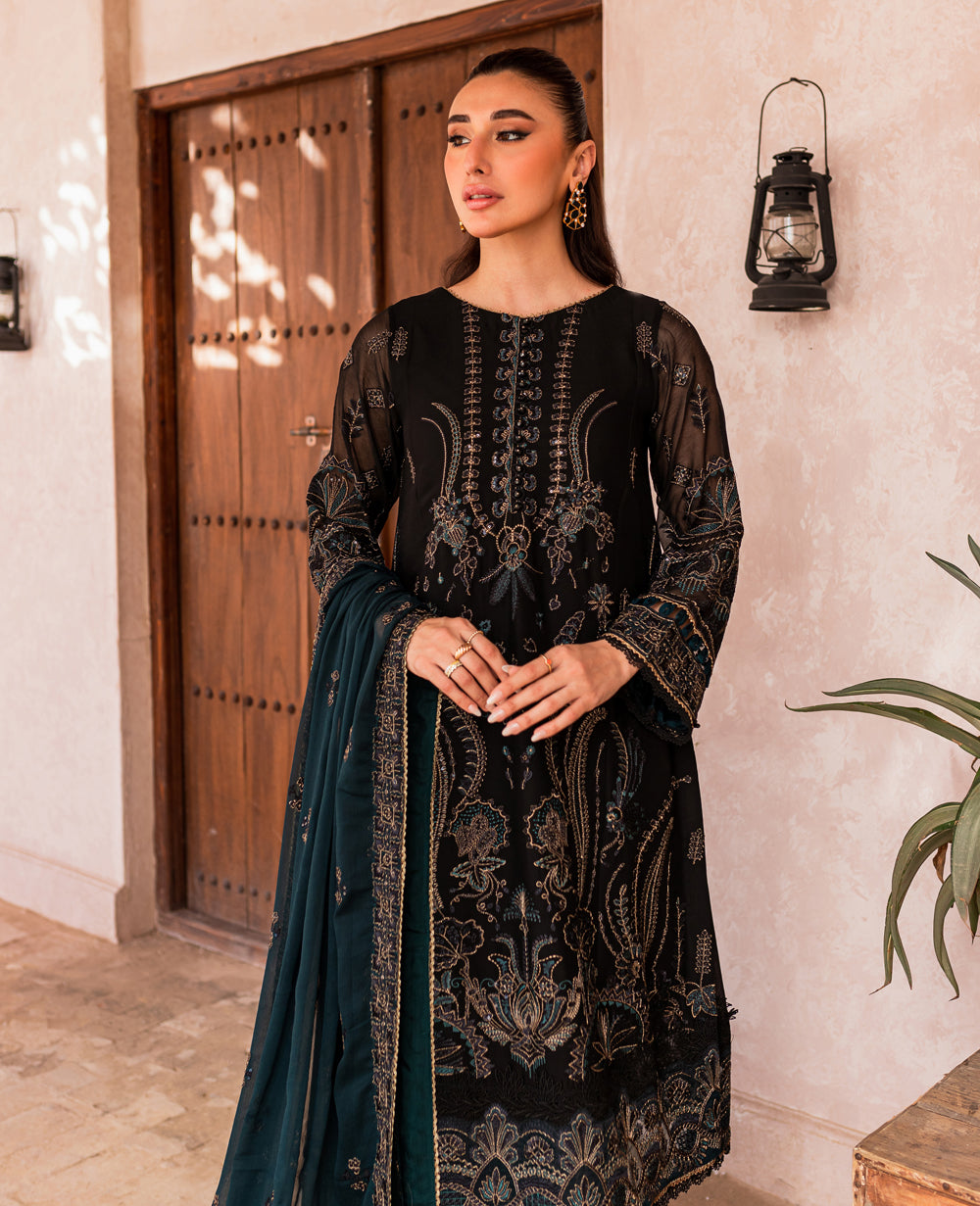 Xenia Formals | Raahi Luxury Formals | CIYA - House Of Hania