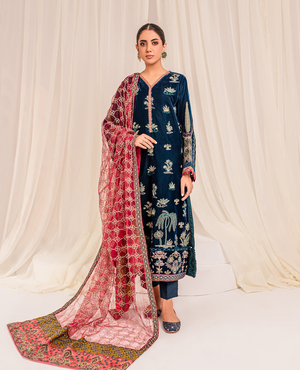 Xenia Formals | Ready To Wear Dresses | HAYAT - House Of Hania