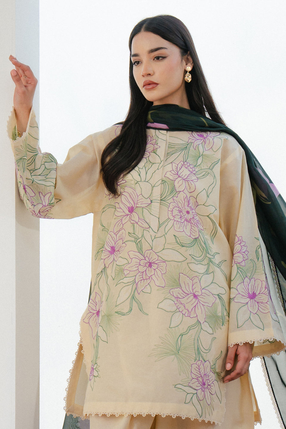 Zara Shahjahan | Coco Lawn 25 | BLOOM-1B - House Of Hania