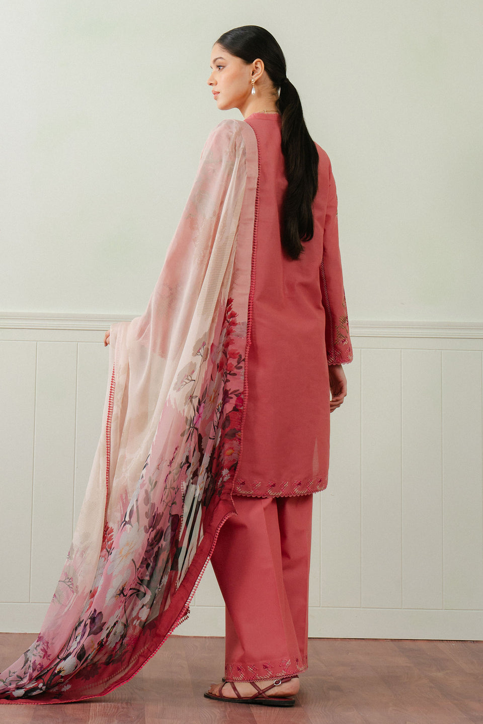 Zara Shahjahan | Coco Lawn 25 | FREYA-4A - House Of Hania