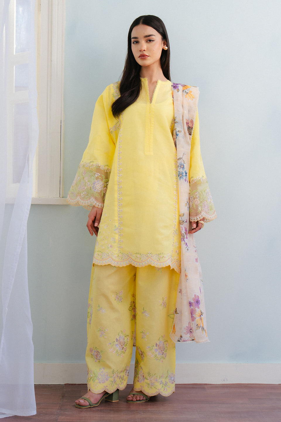Zara Shahjahan | Coco Lawn 25 | MEADOW-8A - House Of Hania
