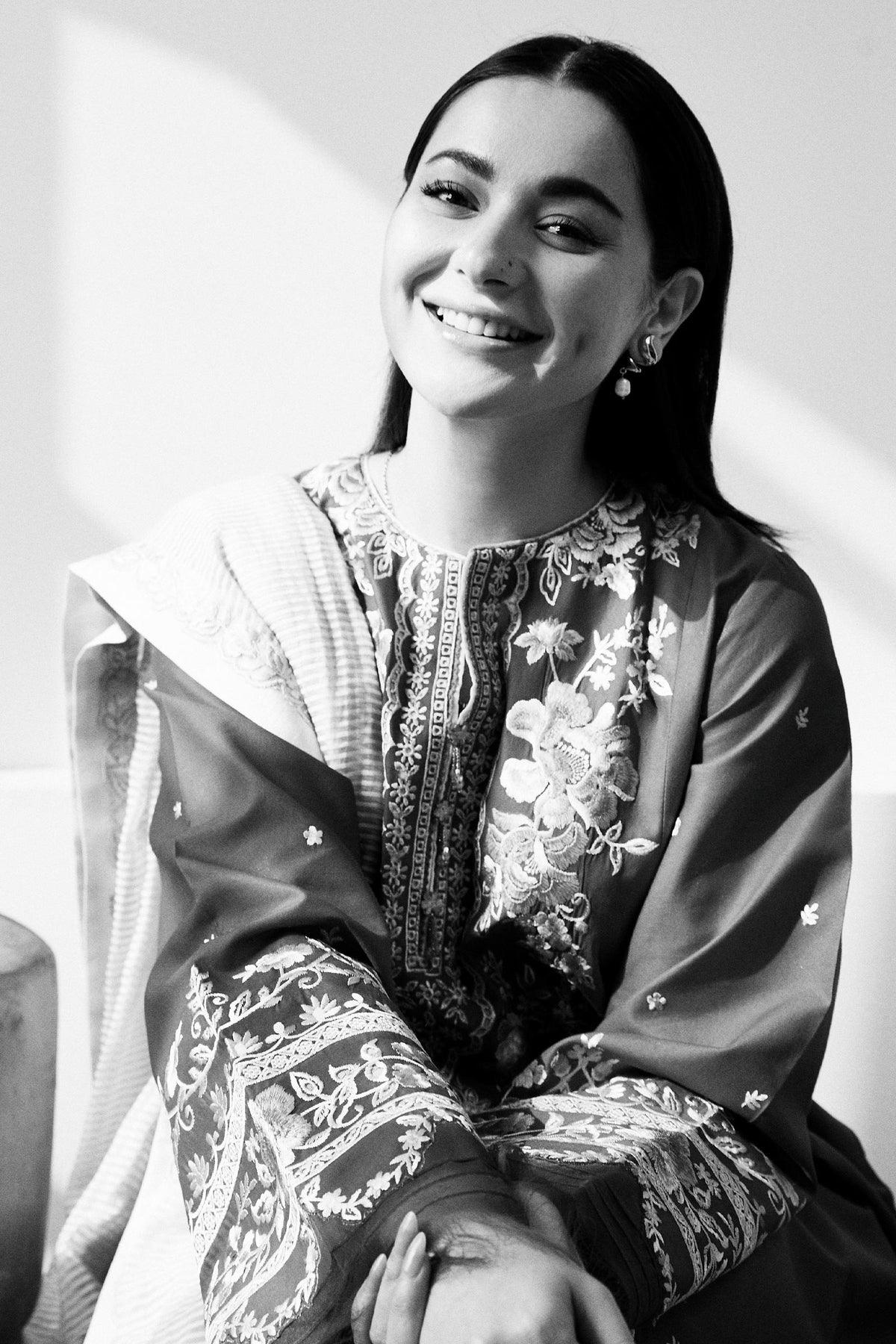 Zara Shahjahan - Janaan 7A - House Of Hania