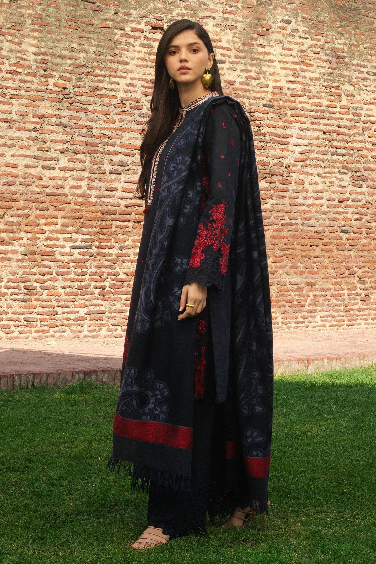 Zara Shahjahan | Winter 24 |  DARYA-D2 - House Of Hania