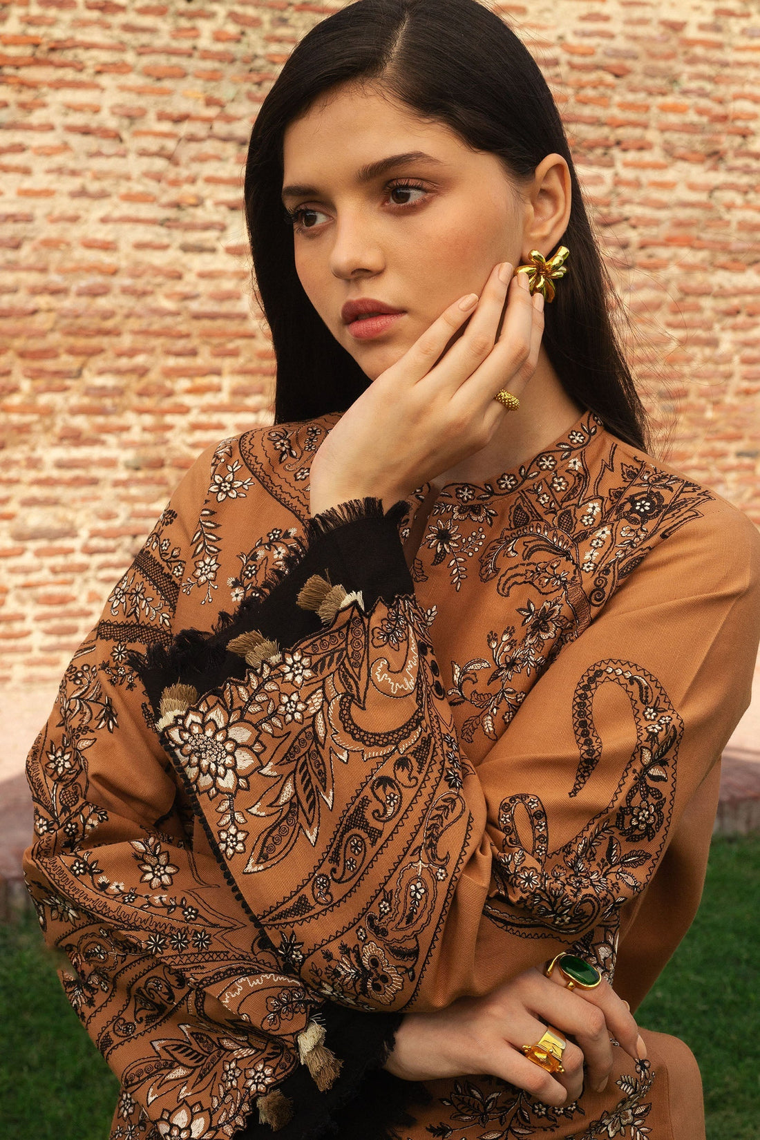 Zara Shahjahan | Winter 24 |  ROYA-D6 - House Of Hania