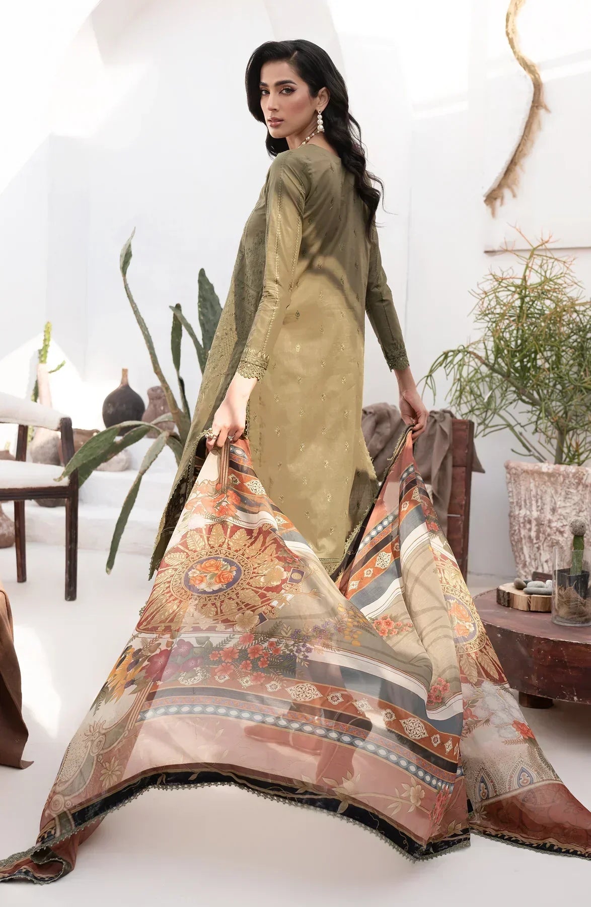 Zarif | Eid Lawn 24| ZL 06 REMIAH - House Of Hania