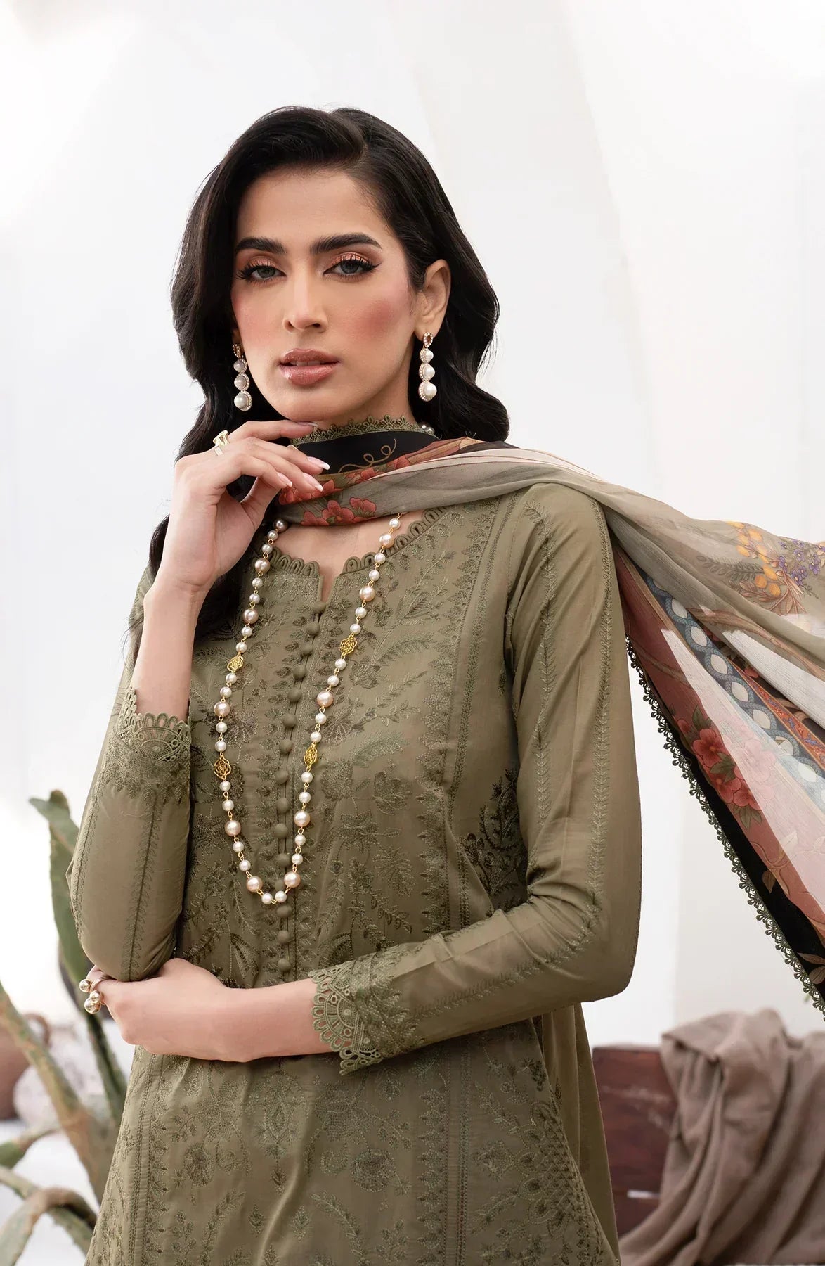 Zarif | Eid Lawn 24| ZL 06 REMIAH - House Of Hania