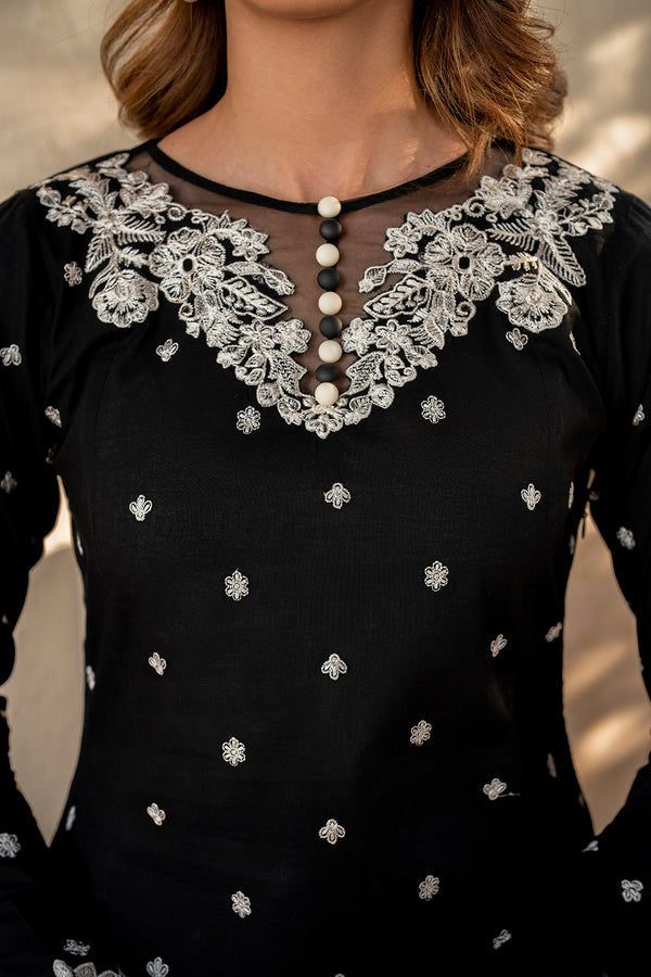 Zarif | Eid Pret | Julian - House Of Hania