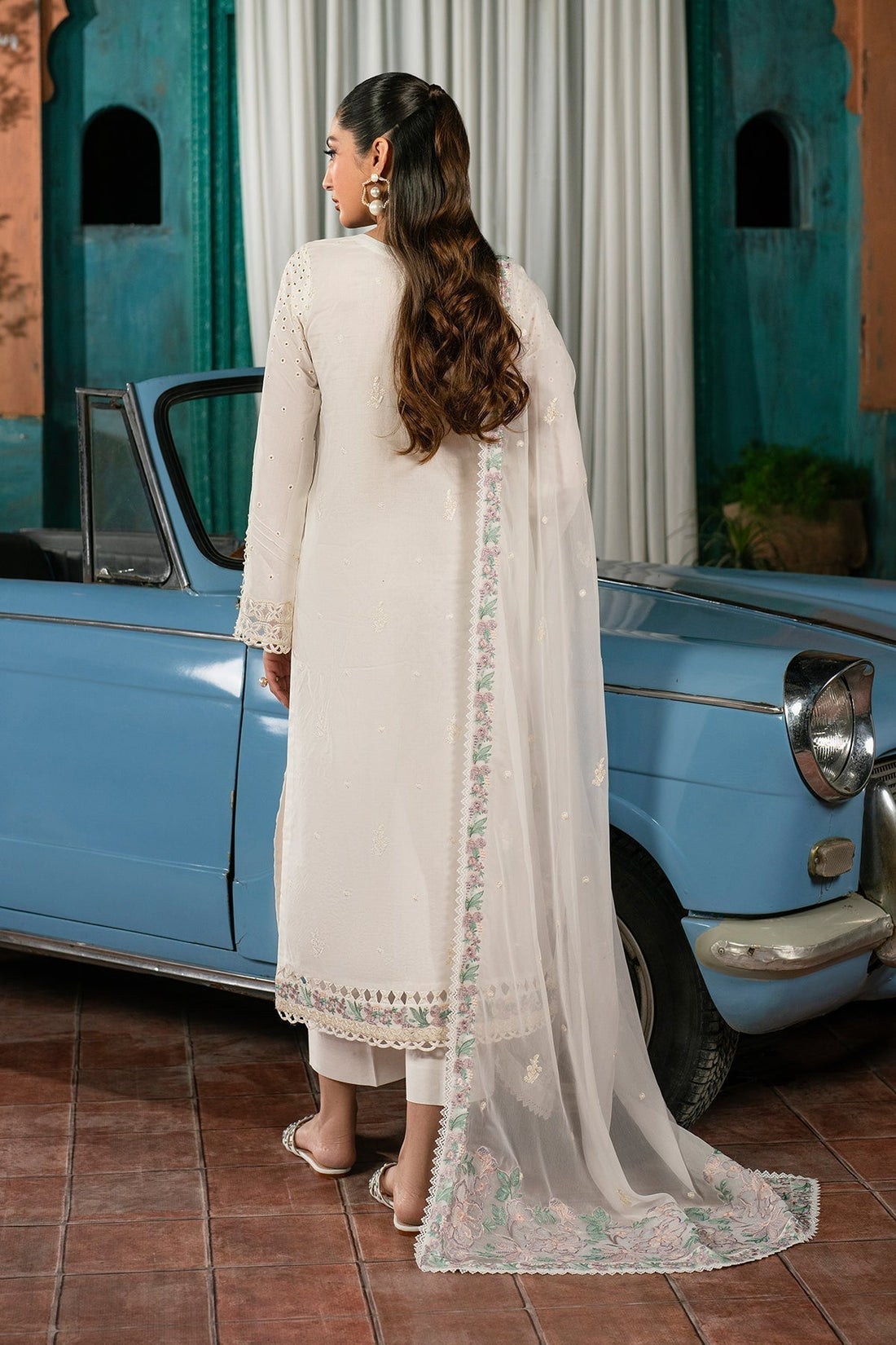 Zarif | Lamhay Luxury Eid Lawn 25 | 09 JANIRA - House Of Hania