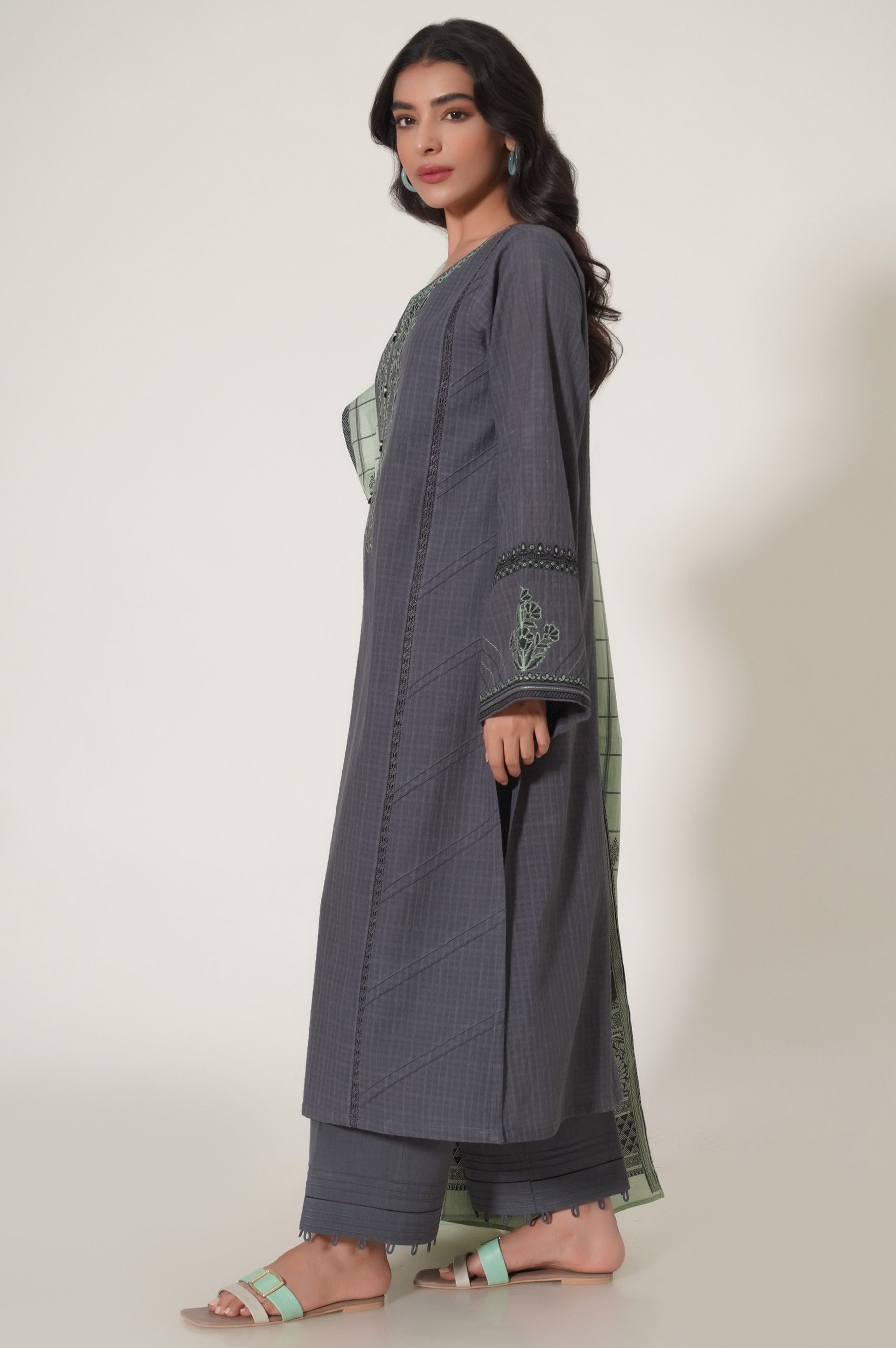 Zeen | Summer Collection 24 | 33475 - House Of Hania