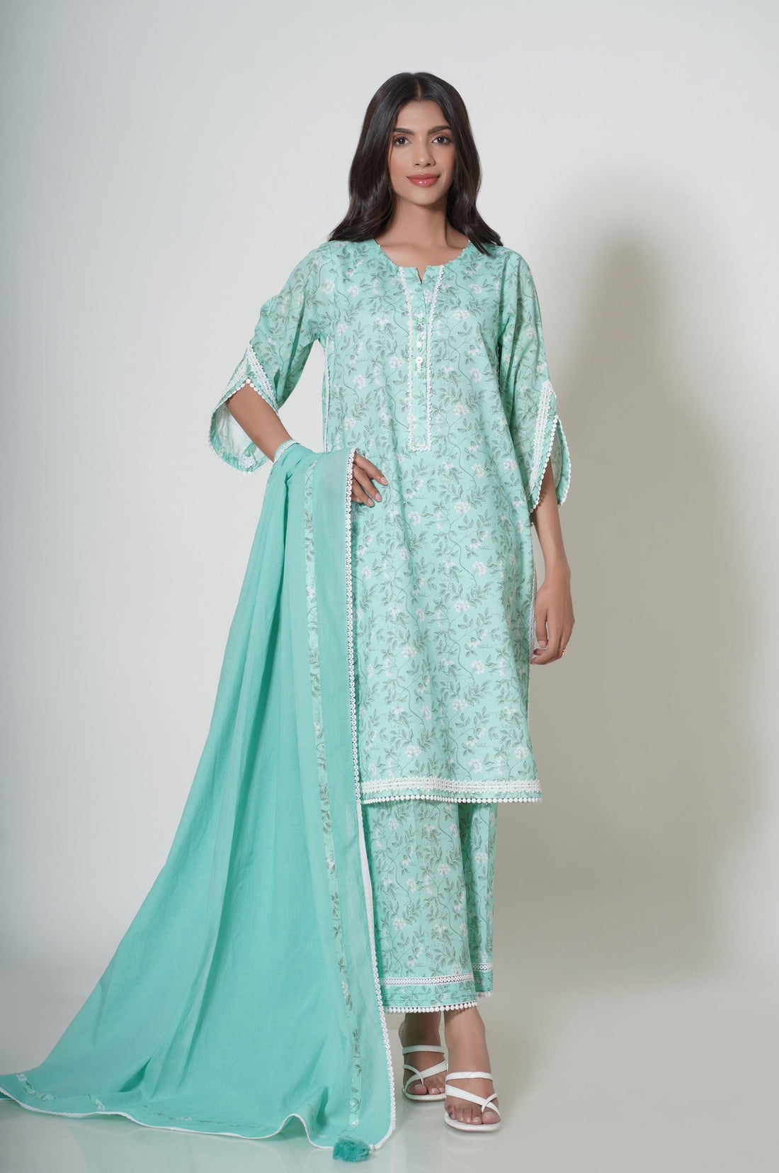 Zeen | Summer Collection 24 | 33615 - House Of Hania