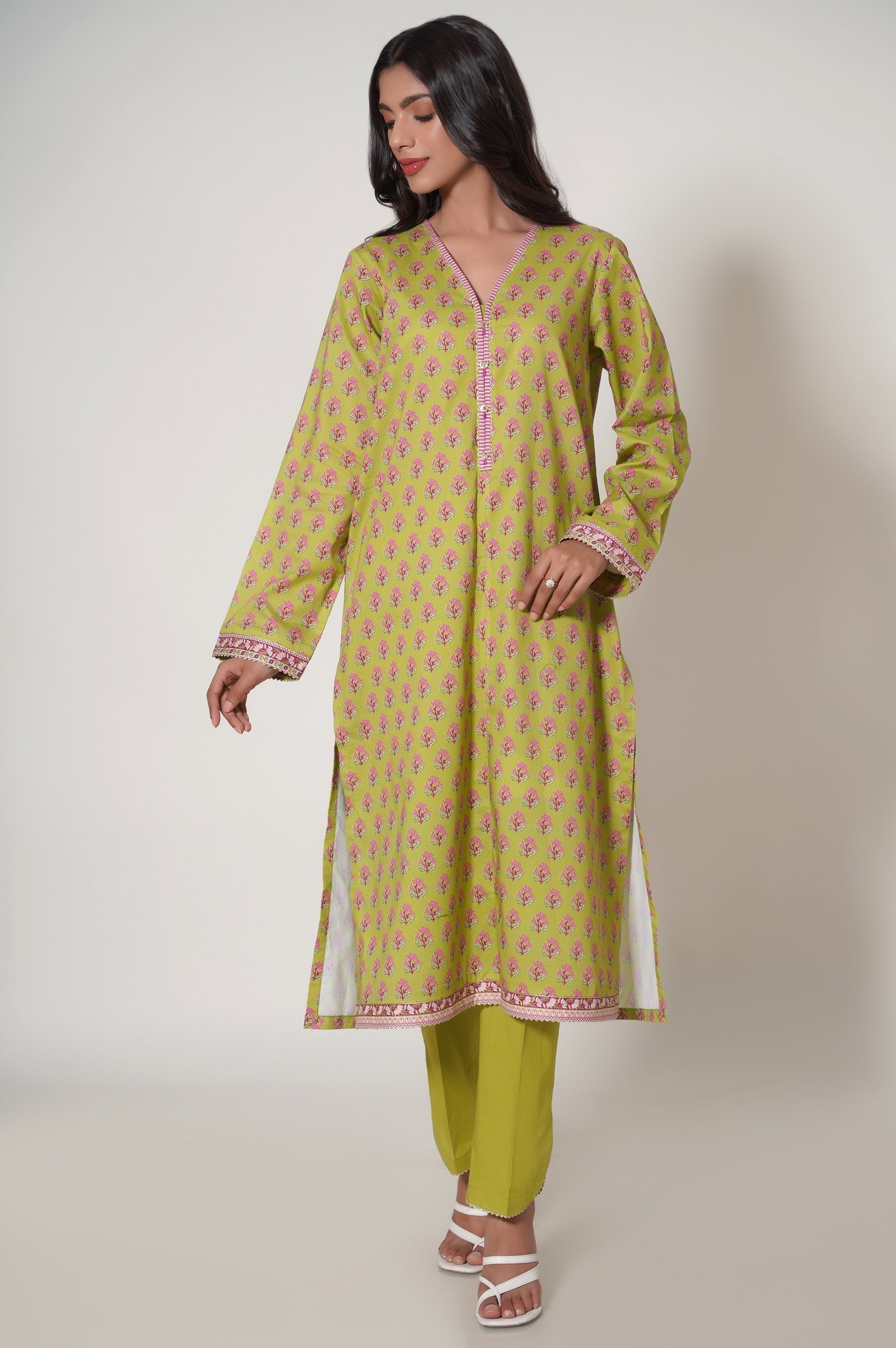 Zeen | Summer Collection 24 | 33625 - House Of Hania