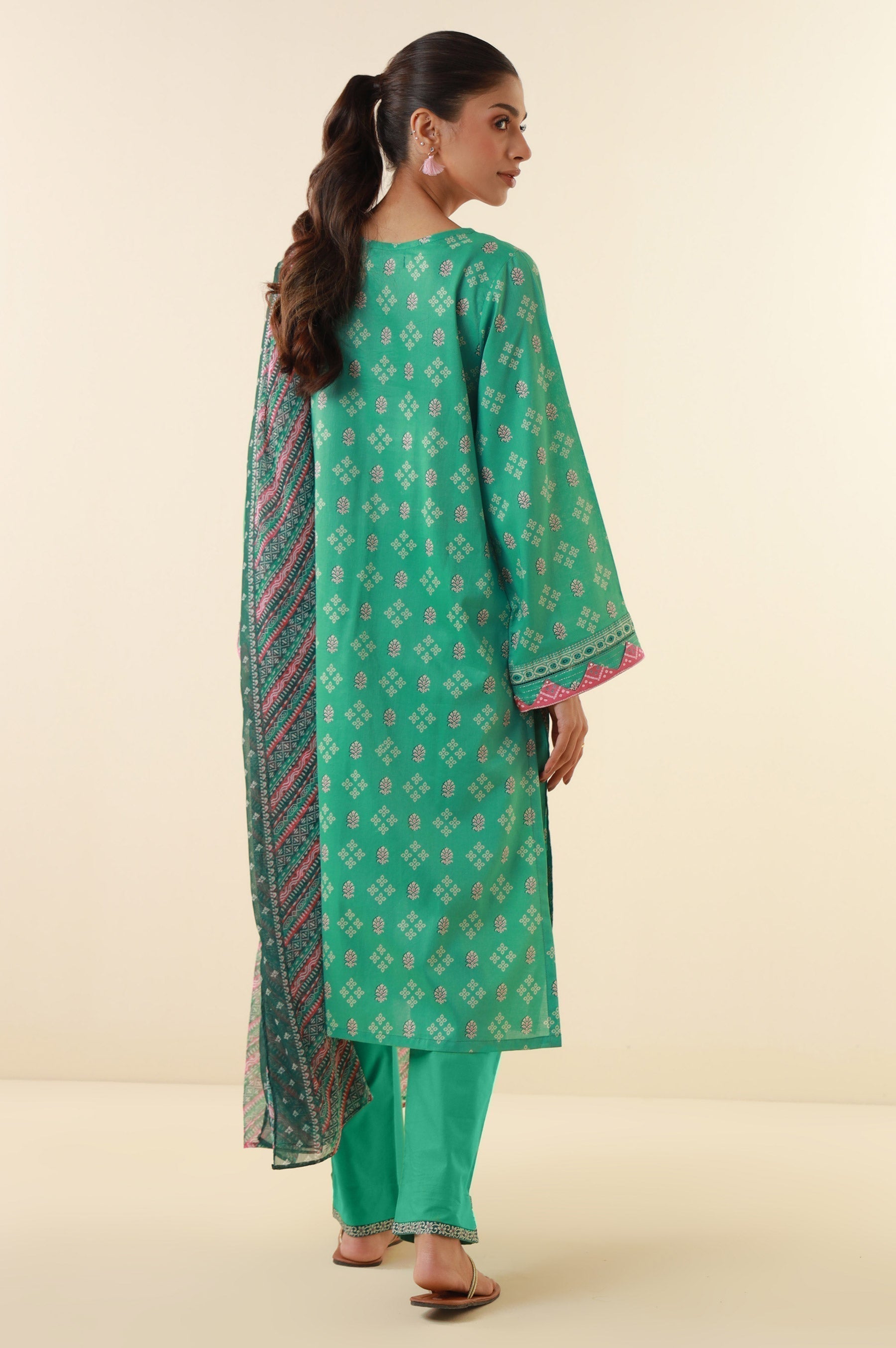 Zeen | Summer Collection 24 | 34210 - House Of Hania
