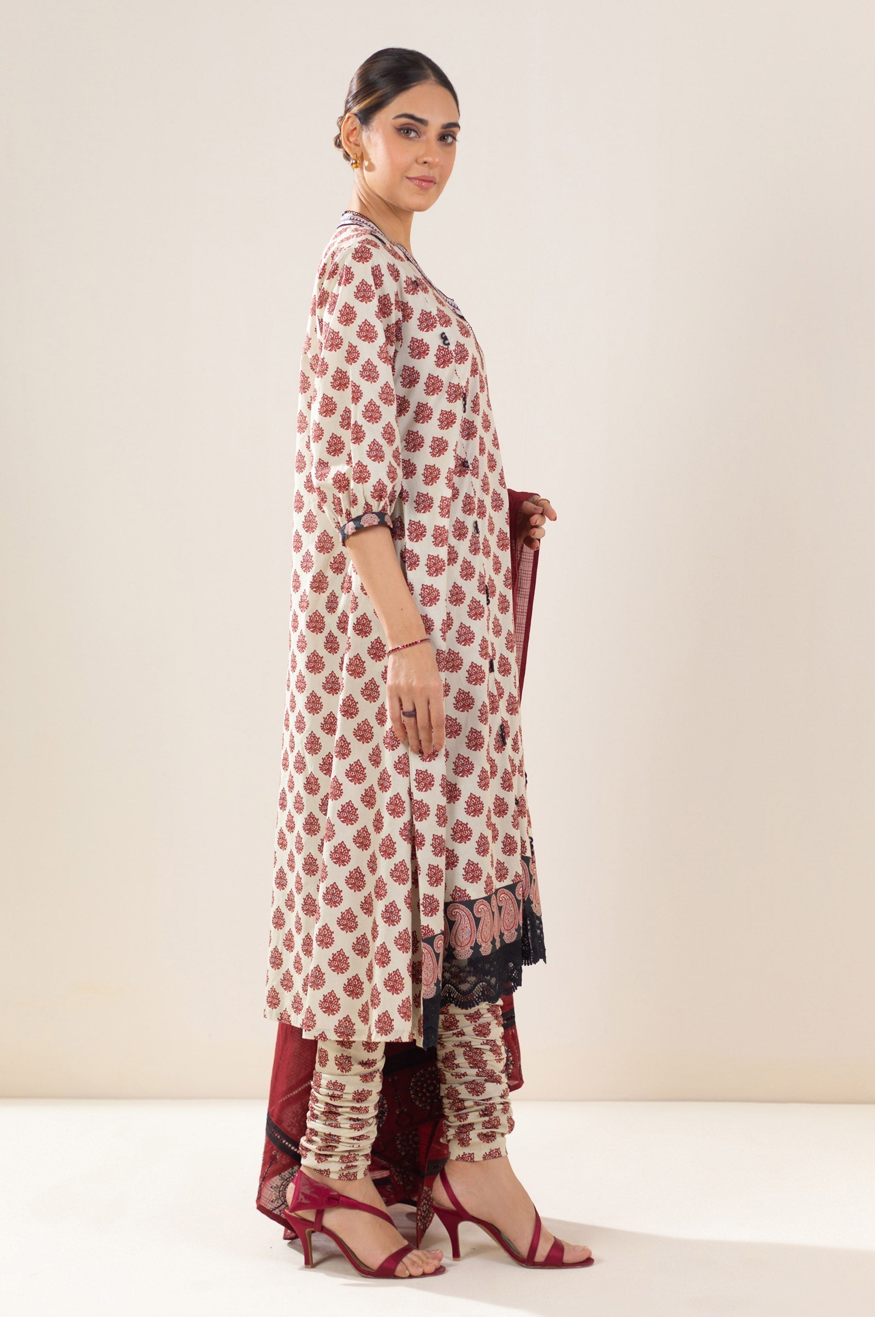 Zeen | Summer Collection 24 | 34214 - House Of Hania