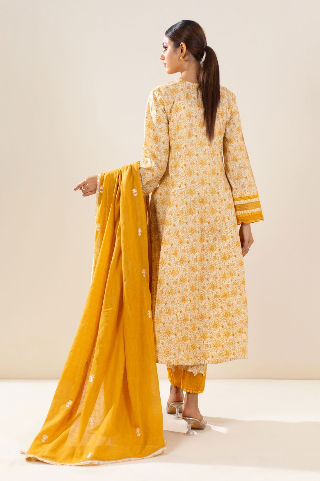 Zeen | Summer Collection 24 | 34216 - House Of Hania