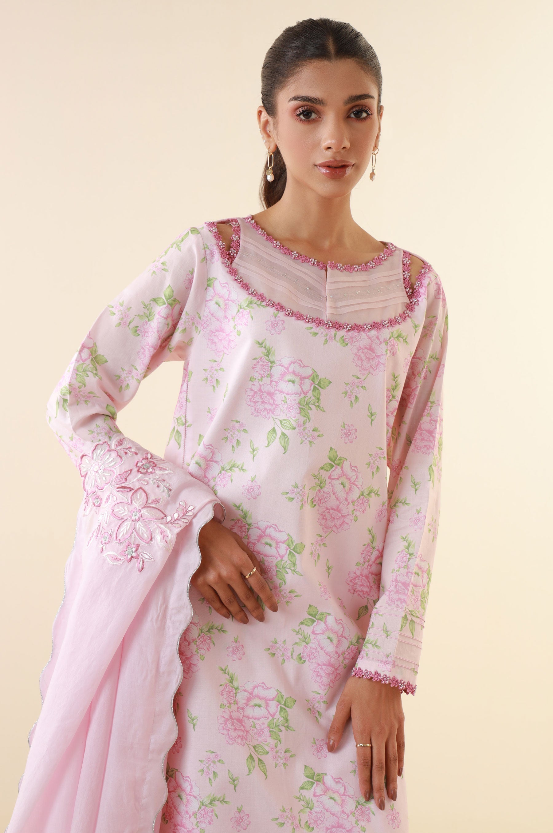 Zeen | Summer Collection 24 | 34227 - House Of Hania