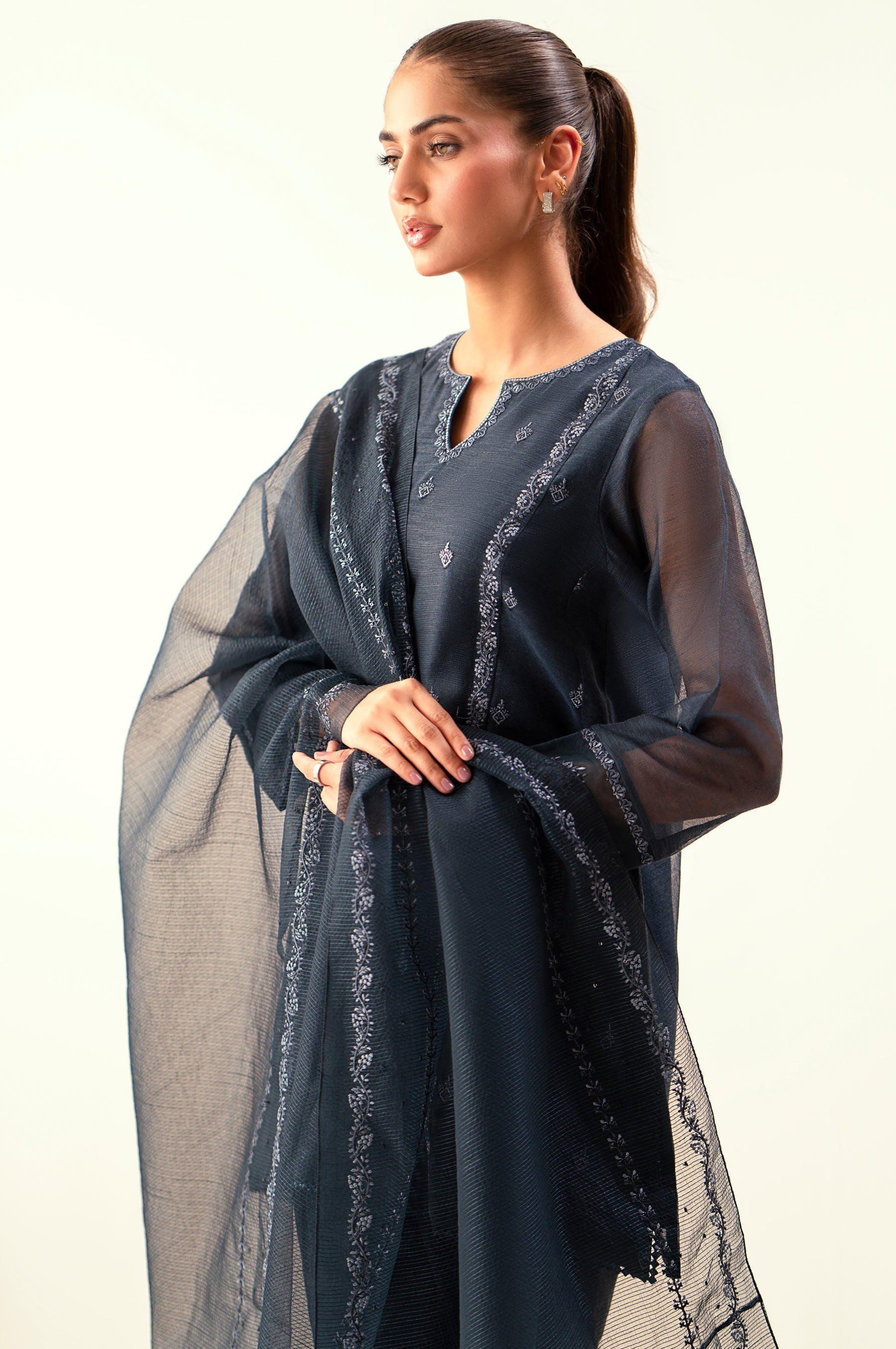 Zeen | Winter Collection | Khaddi Net 37 - House Of Hania