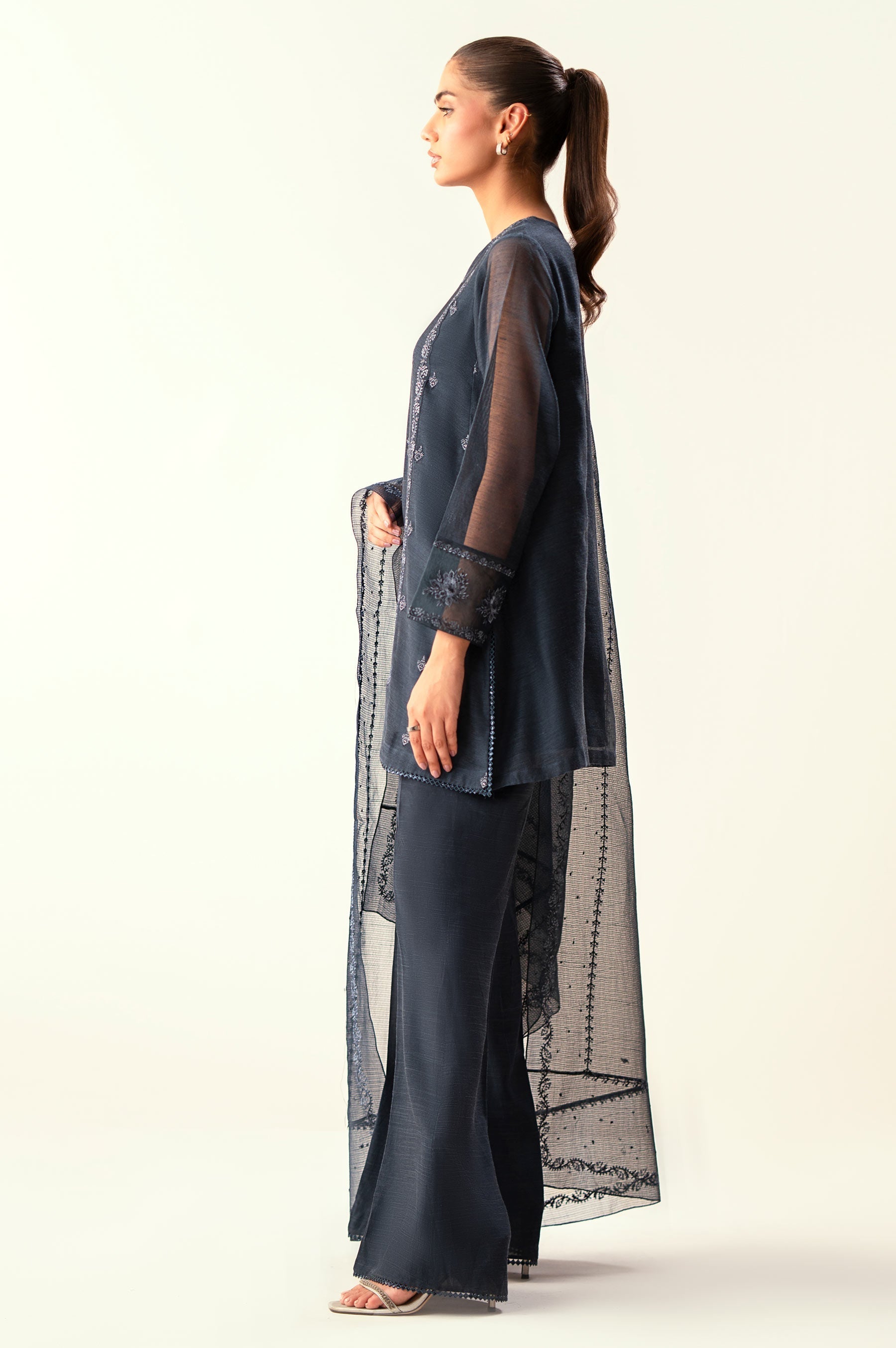Zeen | Winter Collection | Khaddi Net 37 - House Of Hania