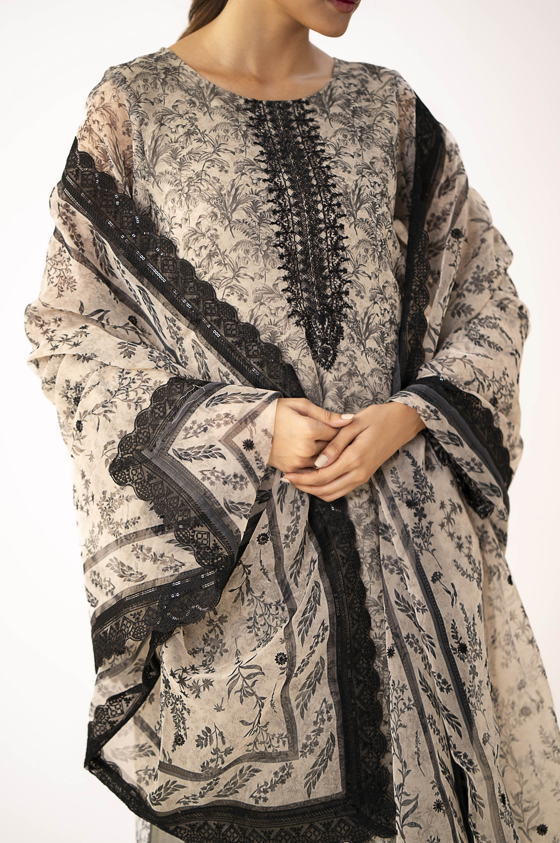 Zeen | Winter Collection | Organza 40 - House Of Hania
