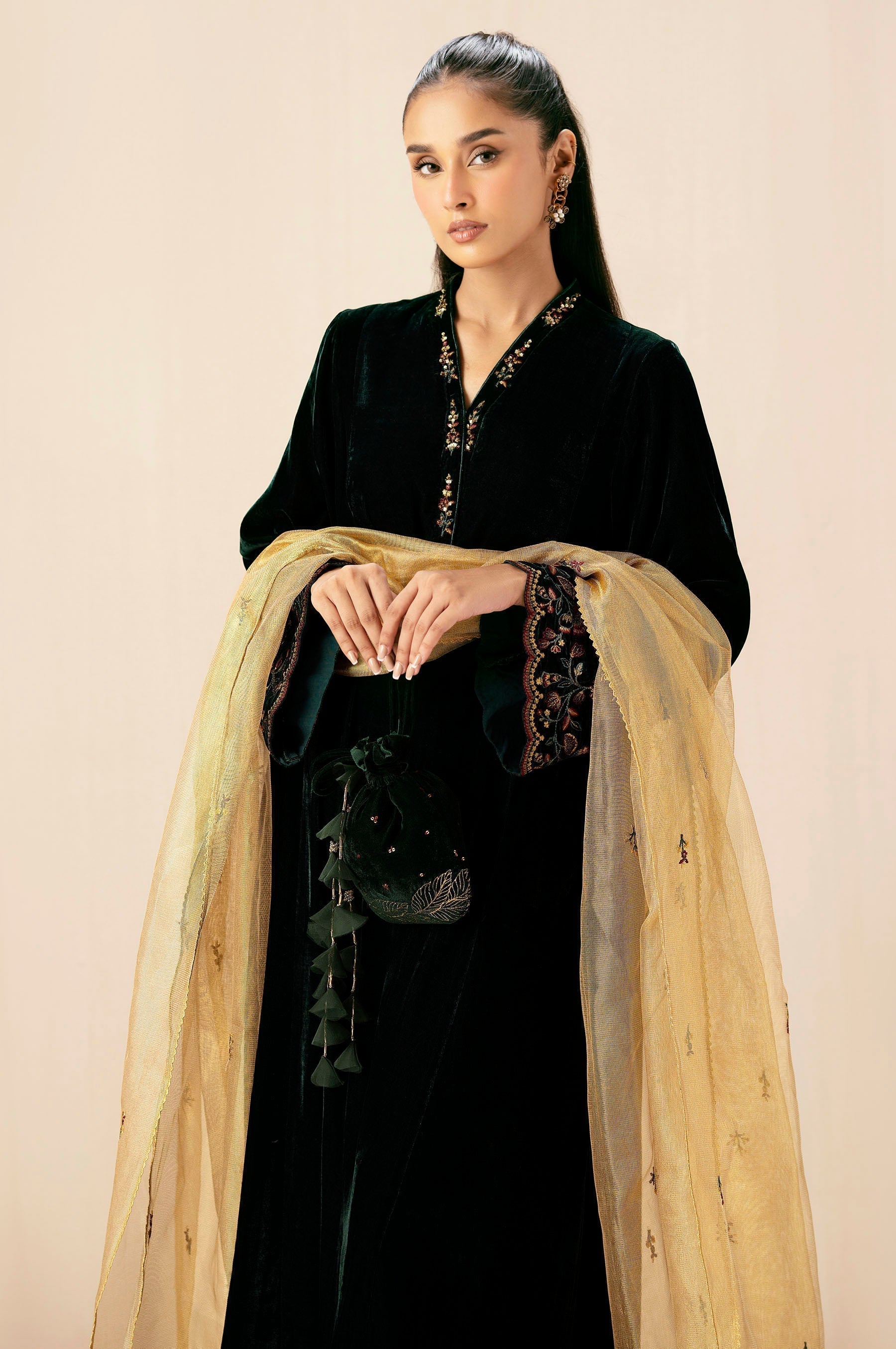 Zeen | Winter Collection | Velvet 14 - House Of Hania