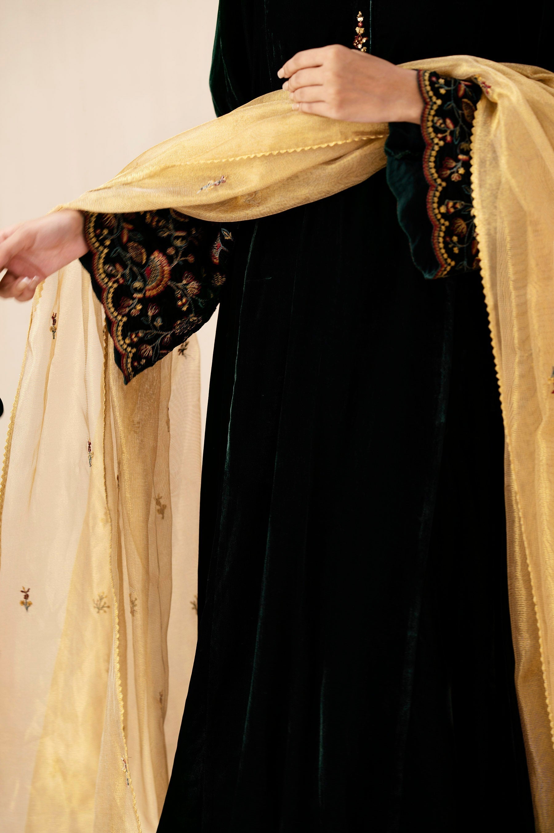 Zeen | Winter Collection | Velvet 14 - House Of Hania