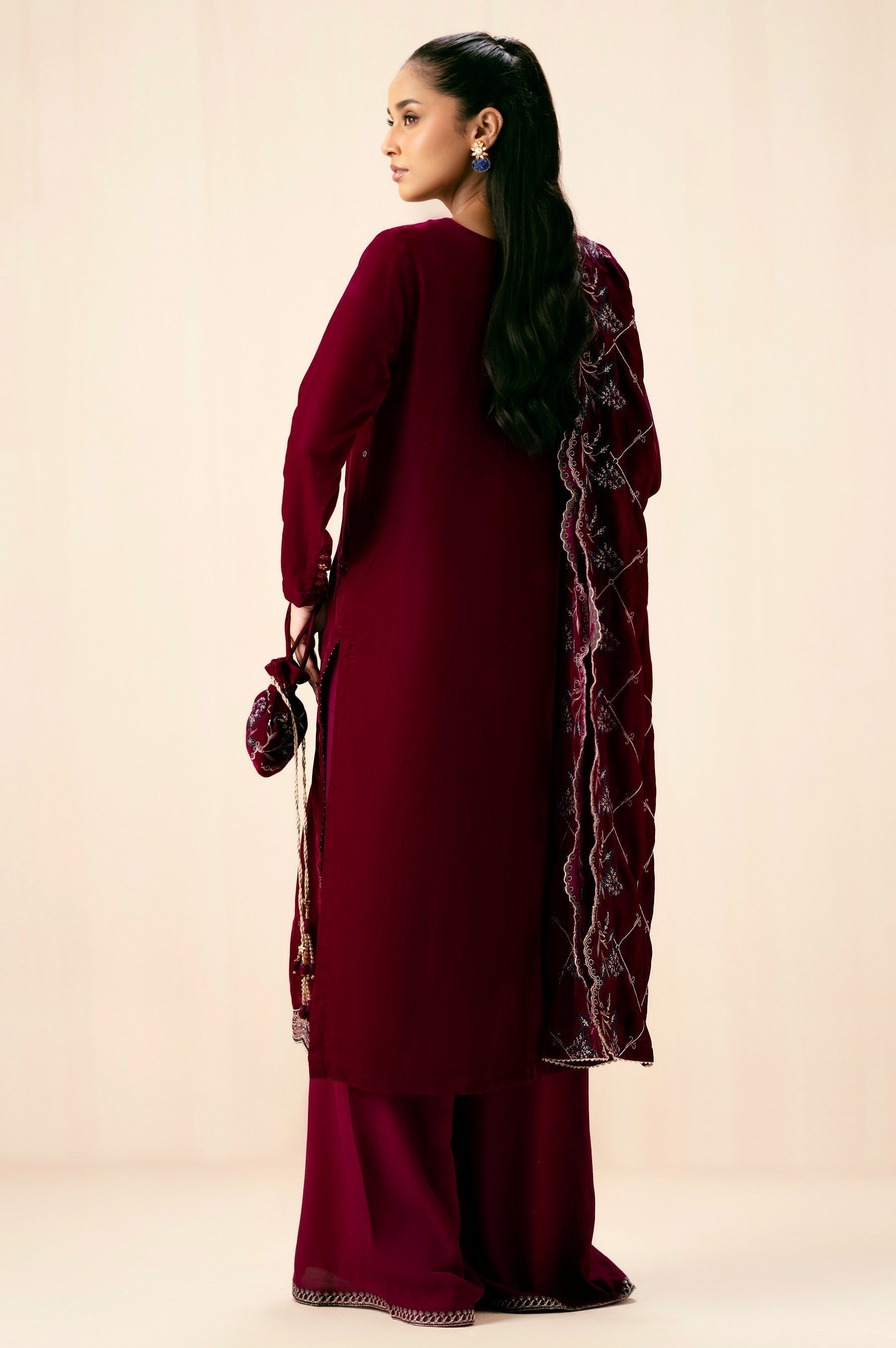 Zeen | Winter Collection | Velvet 25 - House Of Hania