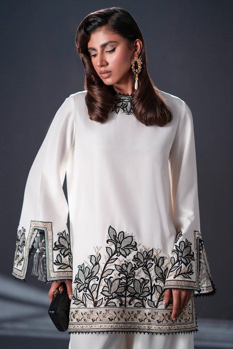 MNR | Chai Coffee Luxury Pret | Silken Tea - House Of Hania