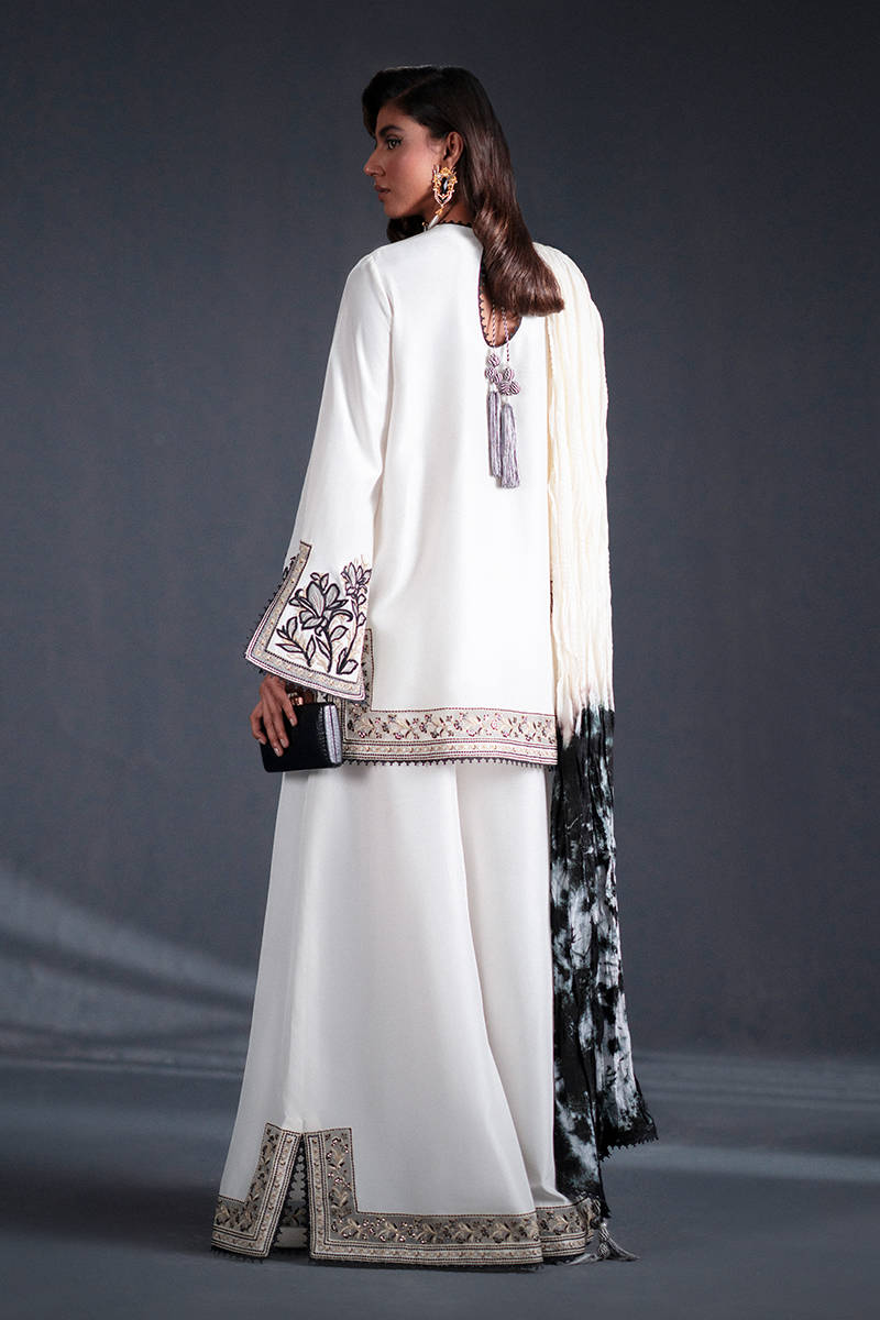 MNR | Chai Coffee Luxury Pret | Silken Tea - House Of Hania