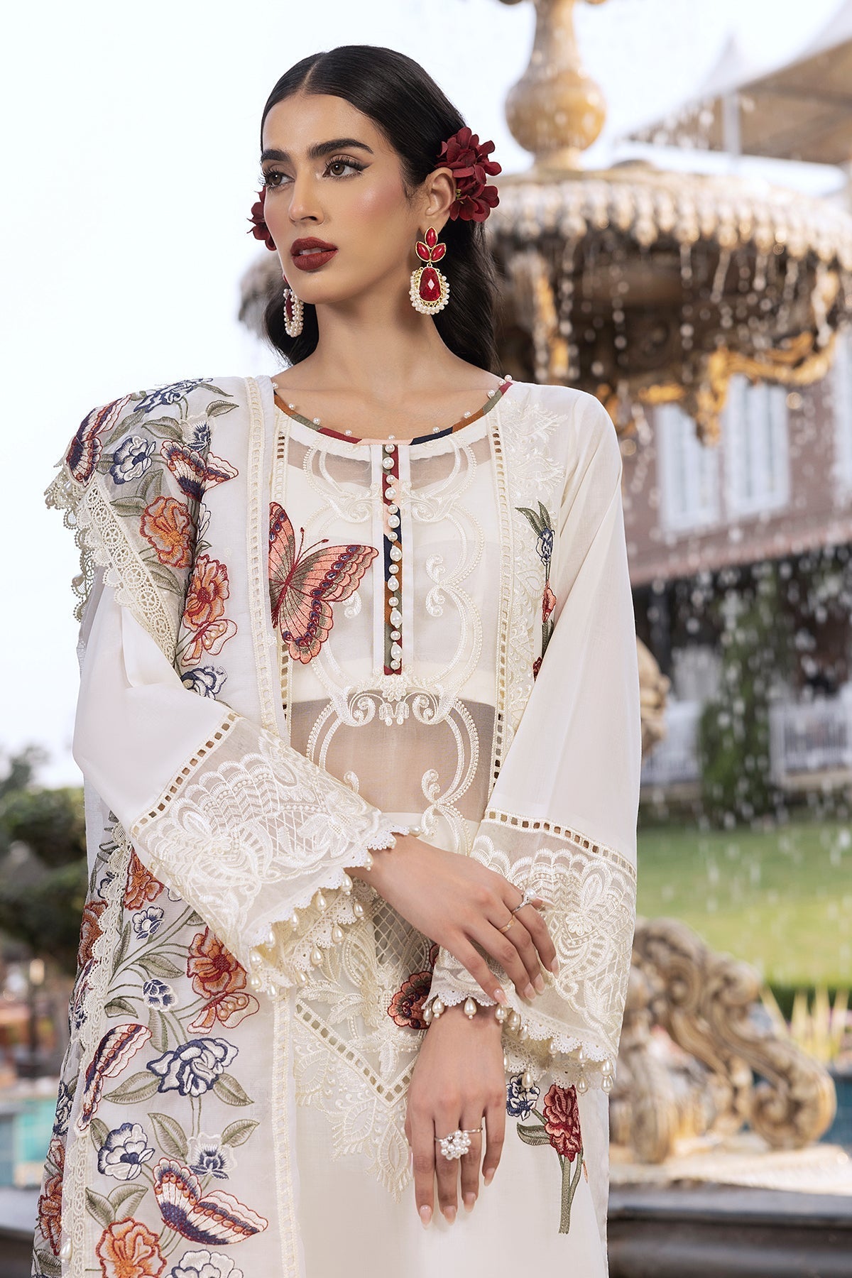 Raeesa Premium | Jazmine Collection | White Queen