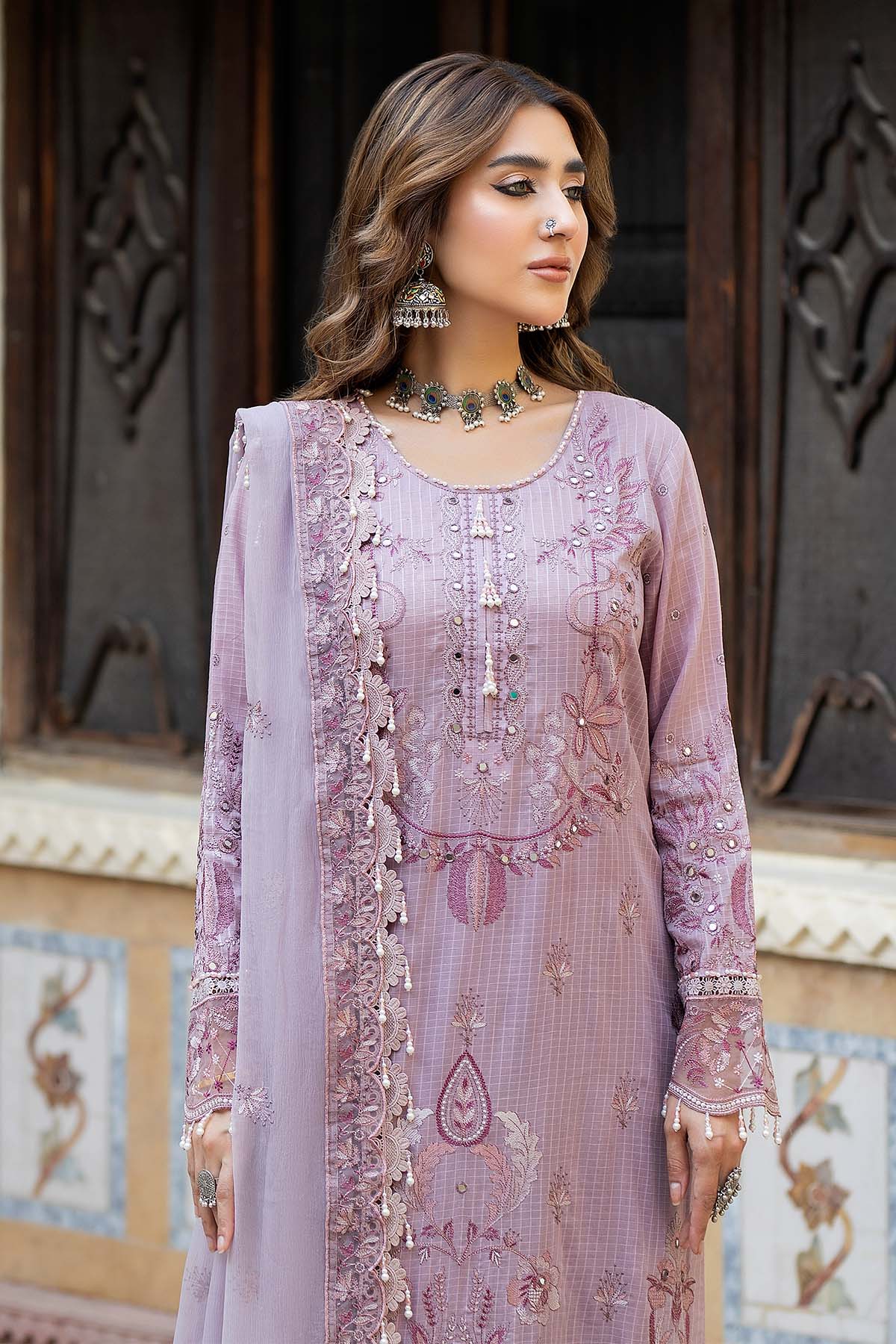 Raeesa Premium | Pankh Luxury Lawn | P -07