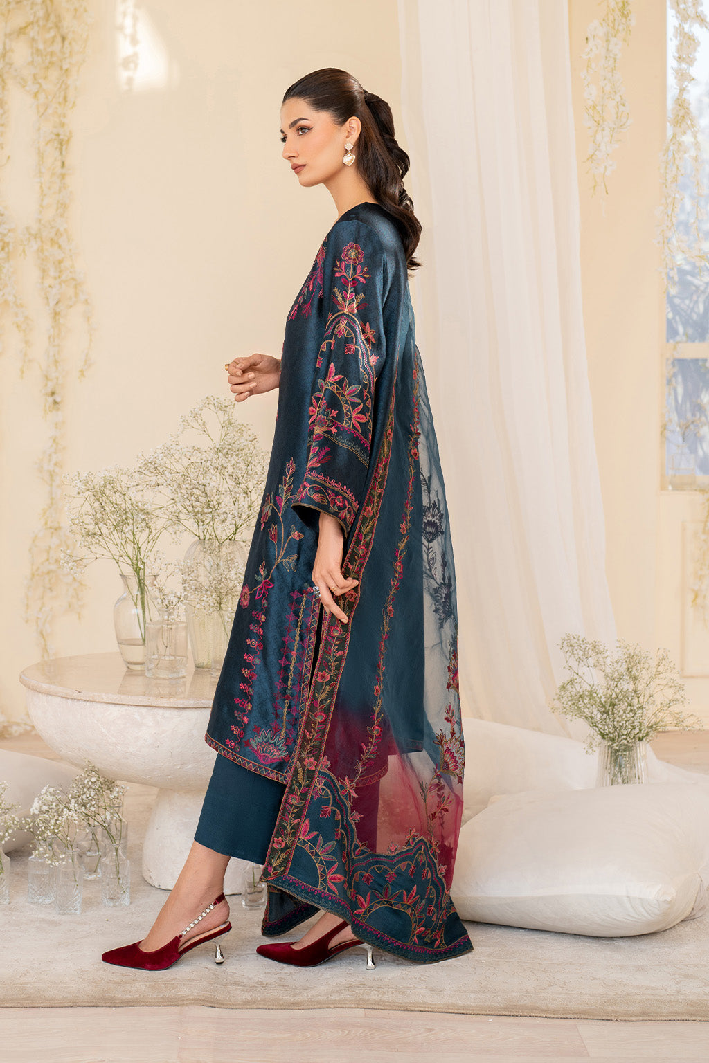 Iznik | Festive Formal | UE-379 Embroidered Pure silk