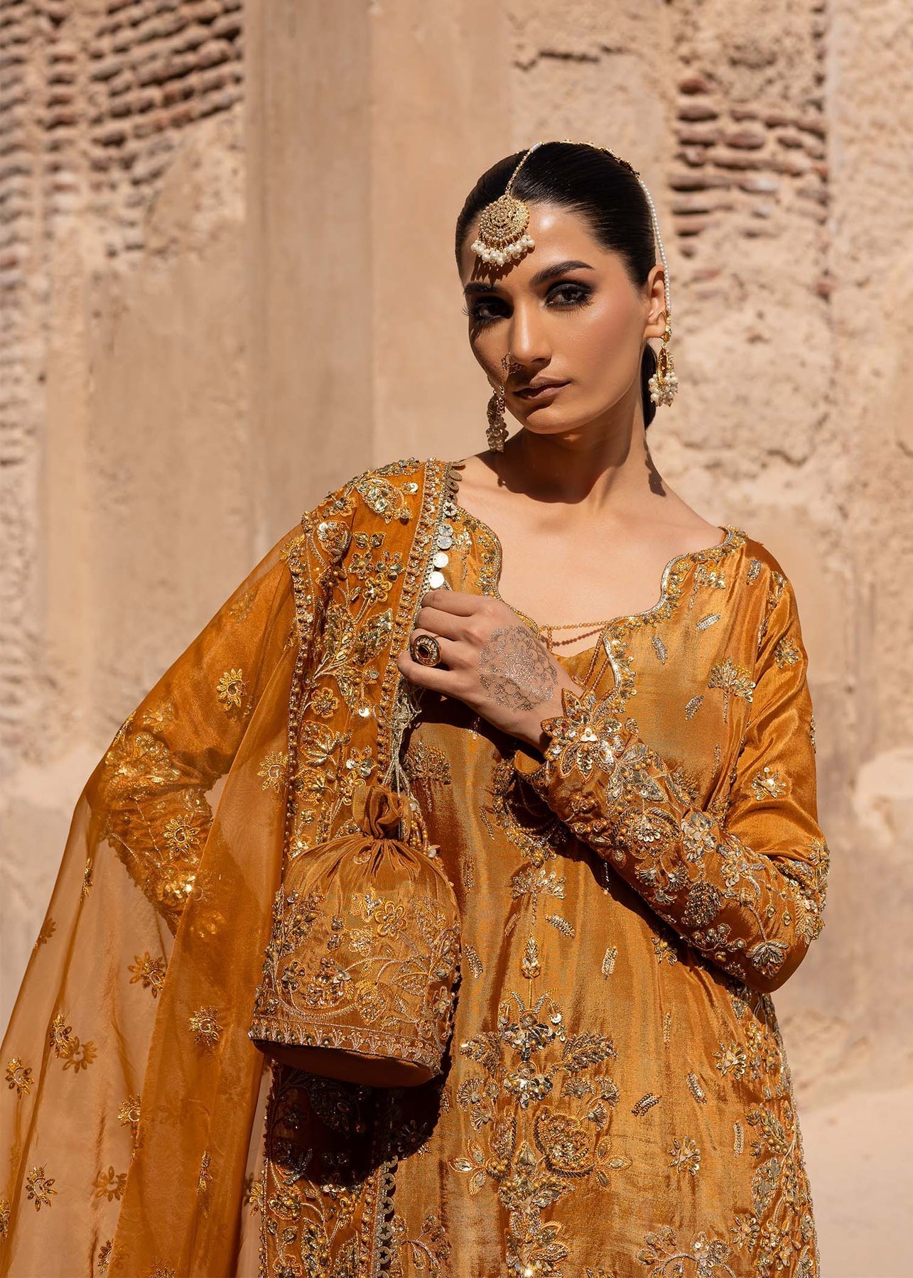 Akbar Aslam | Dastaan Luxury Formals | Zarmisha - House Of Hania