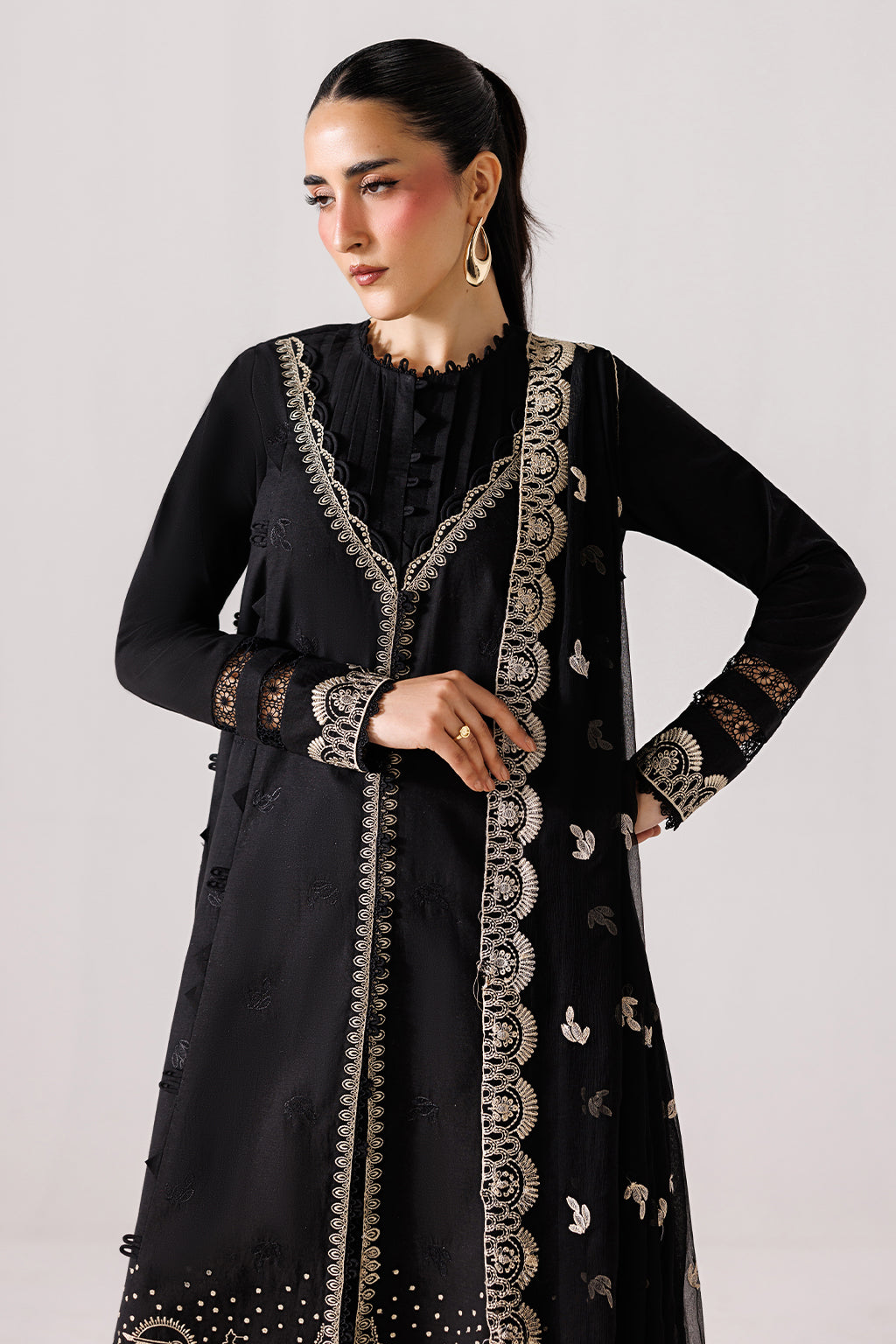 Emaan Adeel ELEVE P0138 lawn outfit in black — upper-body view