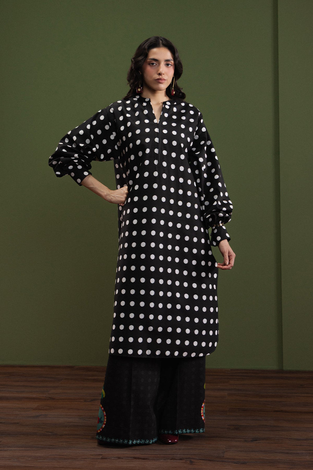 Model wearing Afrozeh Monochrome Mood shirt & trouser set