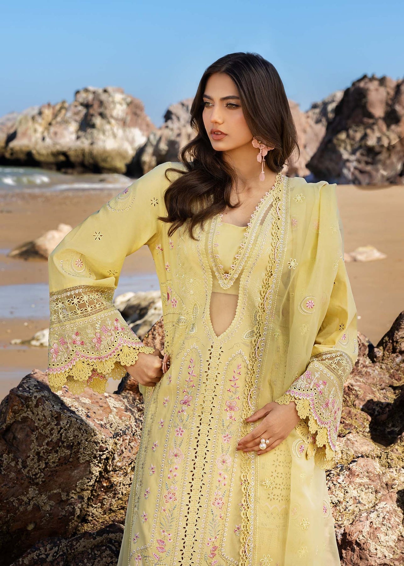 Akbar Aslam | Mare Lawn Edit 25 | Solara