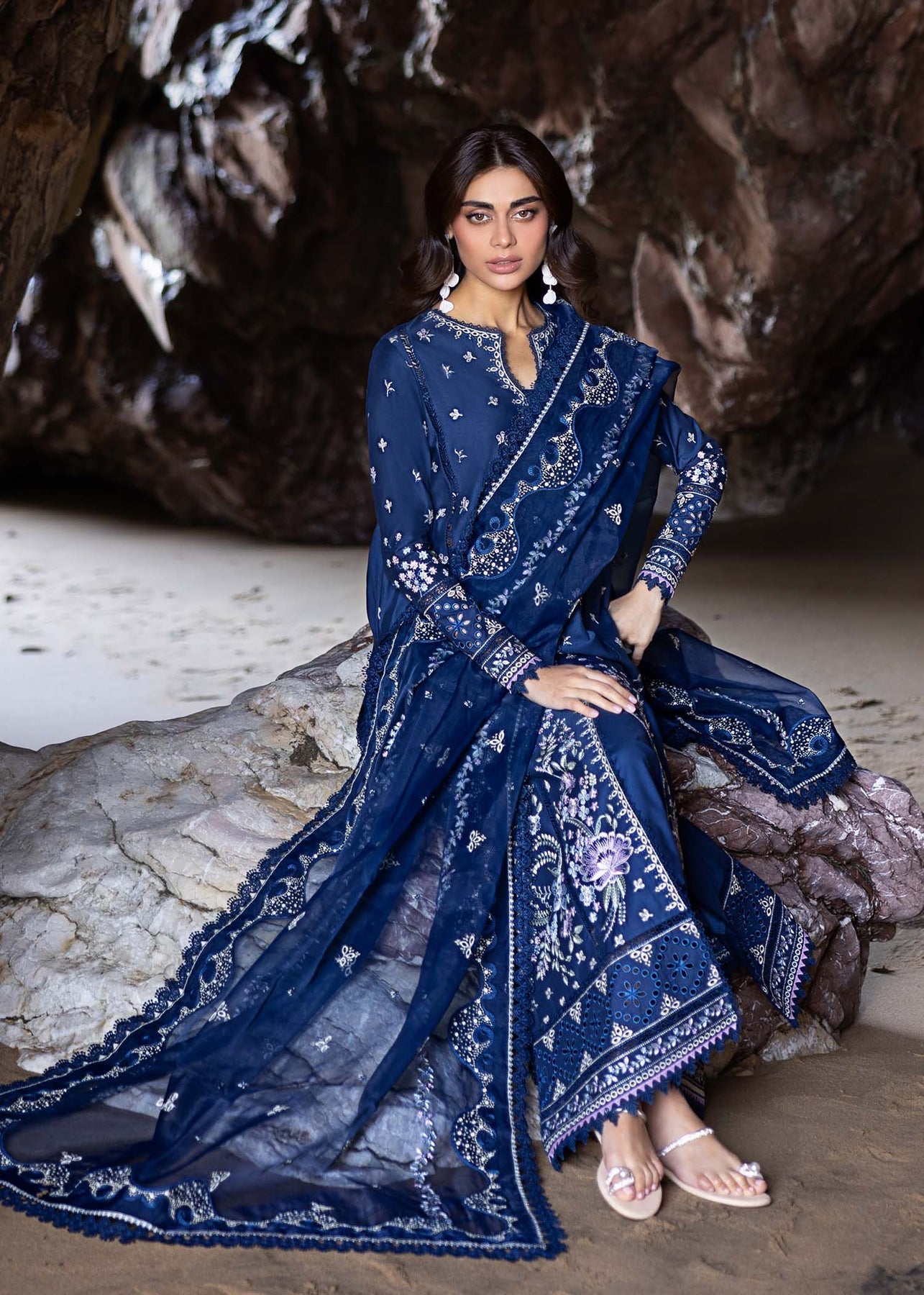 Akbar Aslam | Mare Lawn Edit 25 | Eilara