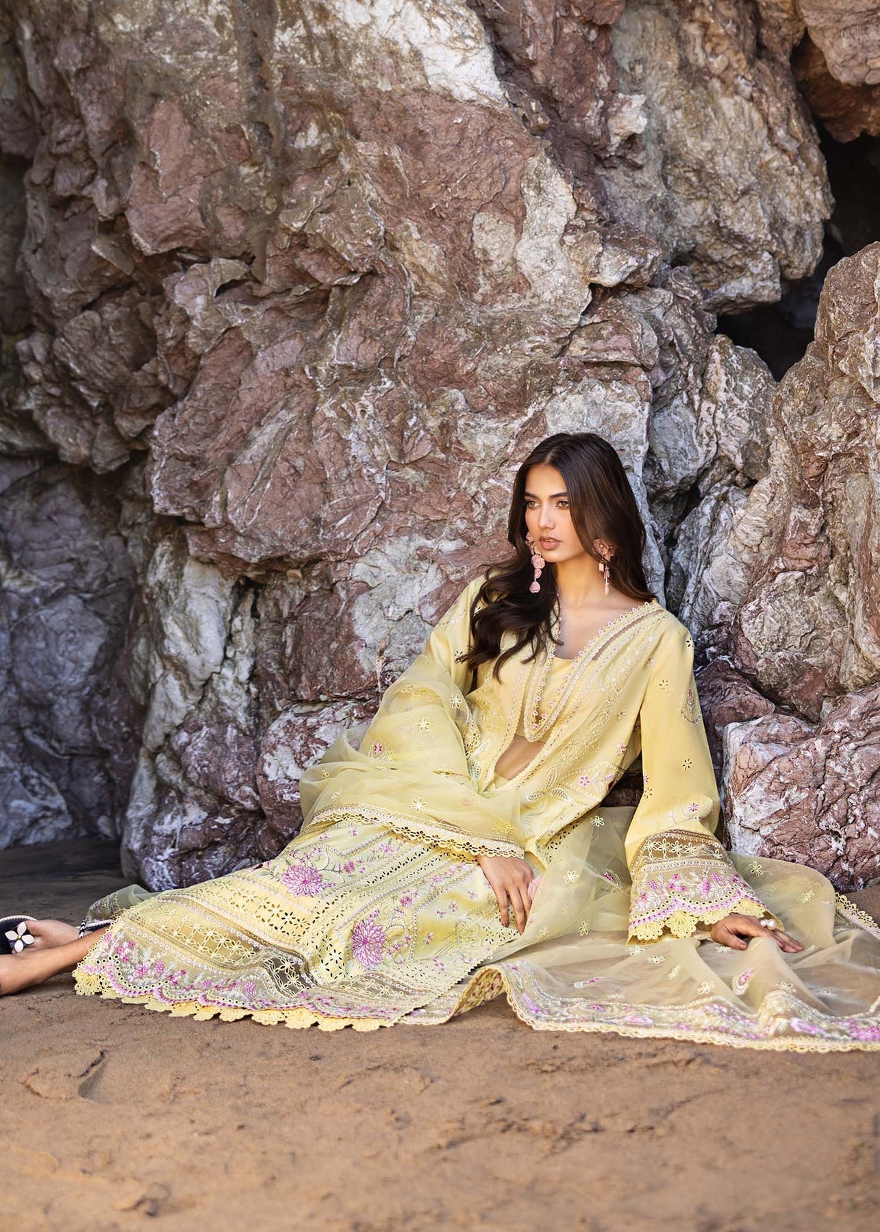 Akbar Aslam | Mare Lawn Edit 25 | Solara