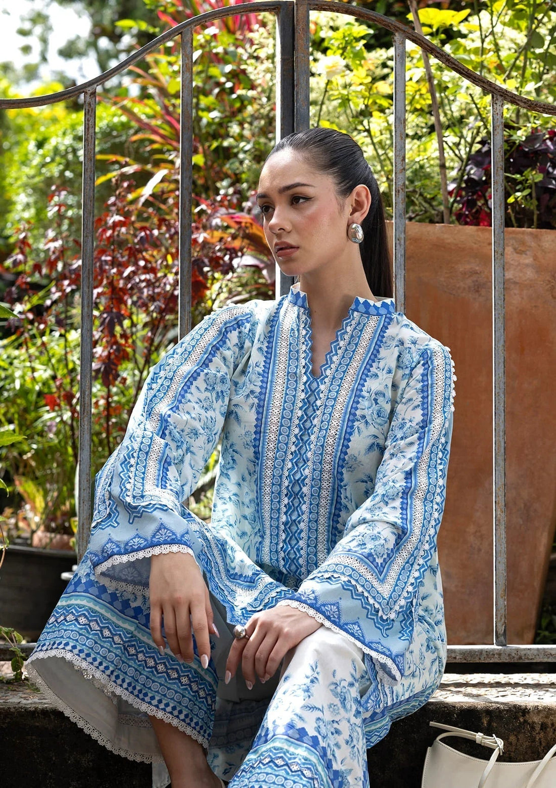 Elaf Premium | Ready to Wear 26 | EPV-8A SEA LEVEL - House Of Hania